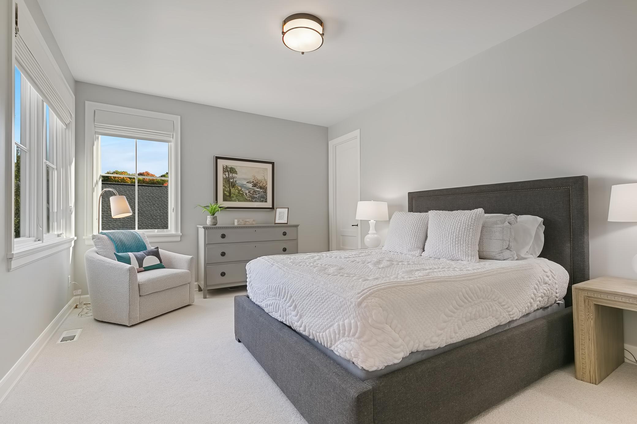 6445 Hawks Pointe Lane