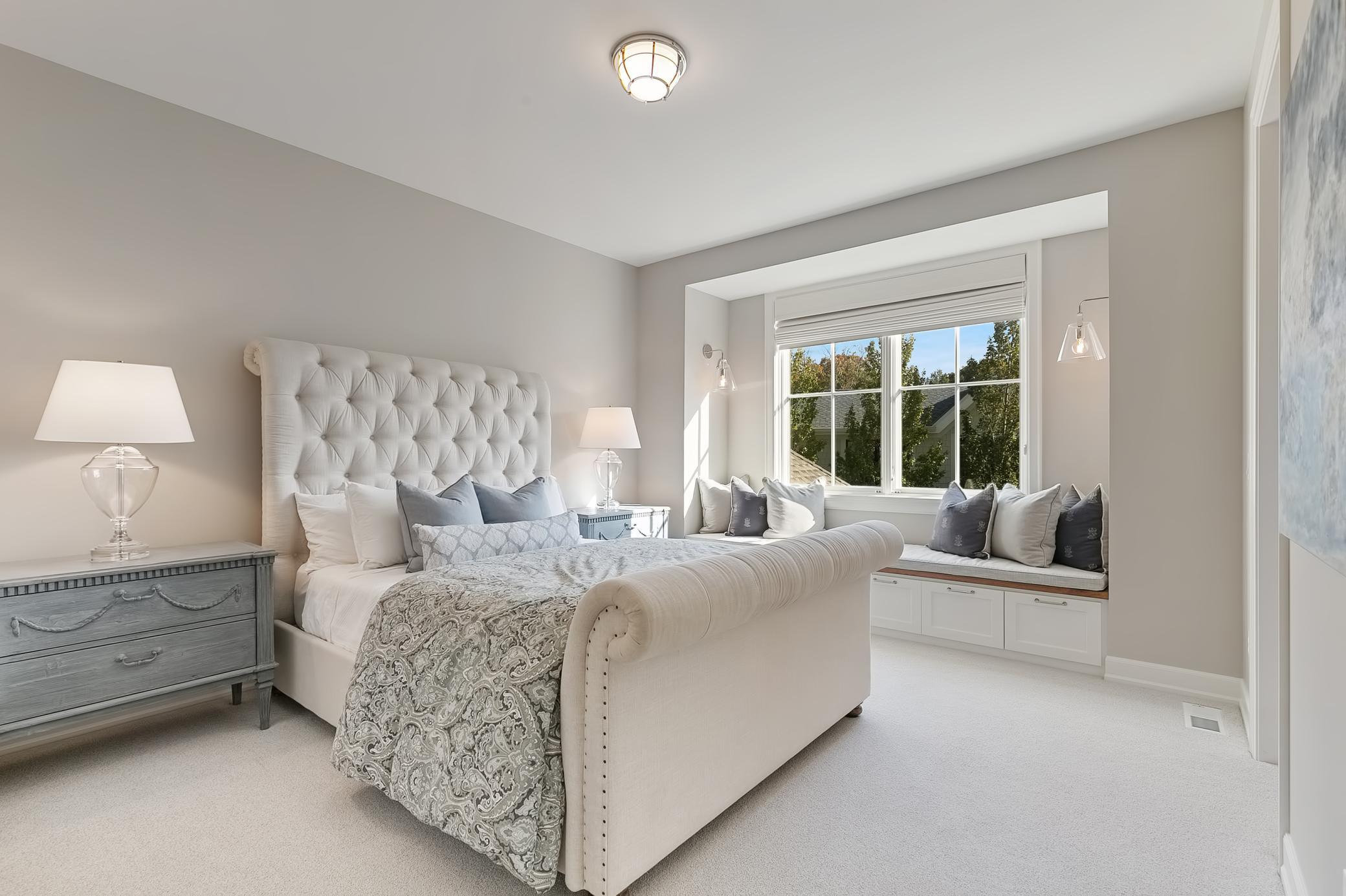 6445 Hawks Pointe Lane