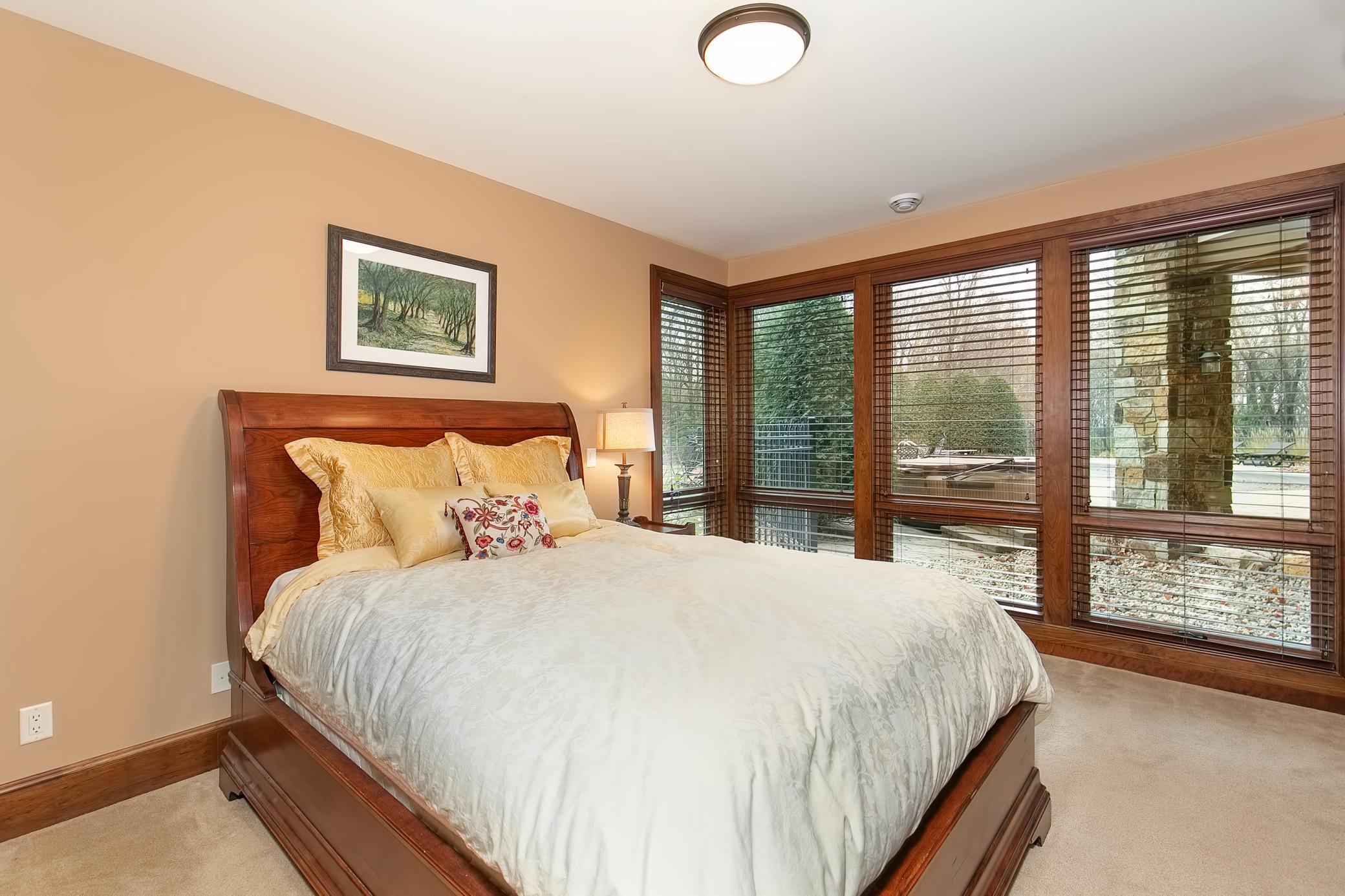 8955 Sunset Trail