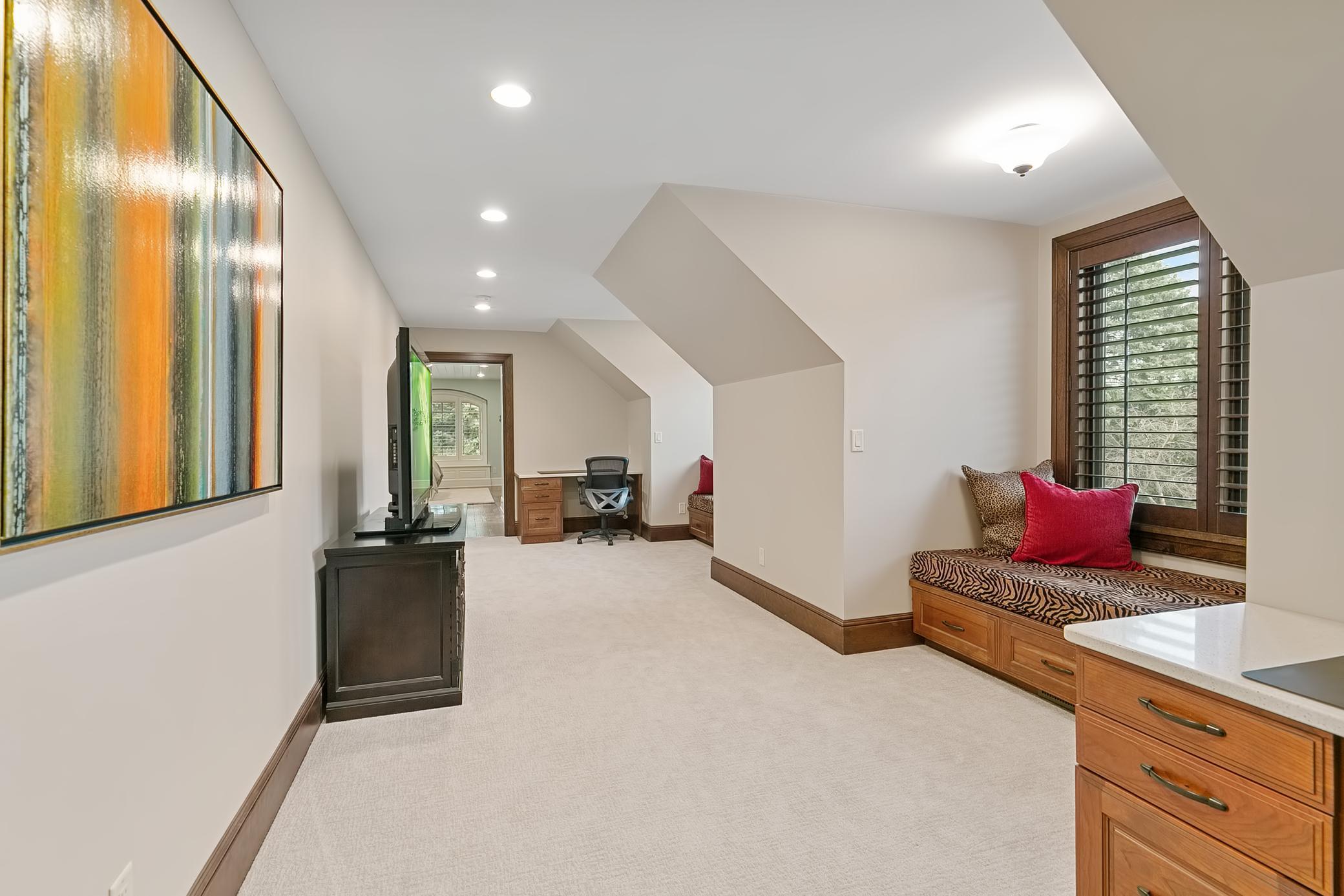 8955 Sunset Trail