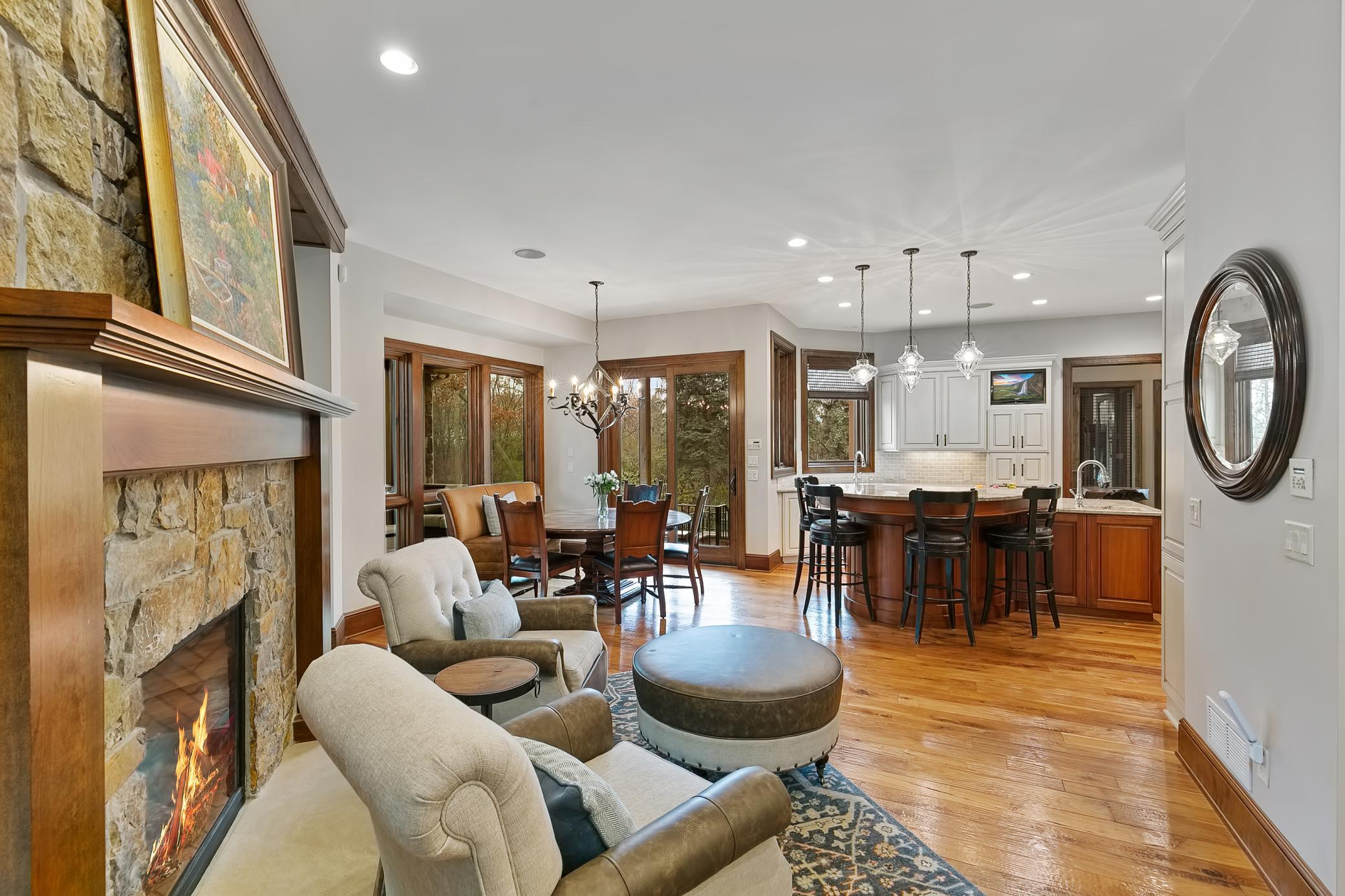 8955 Sunset Trail