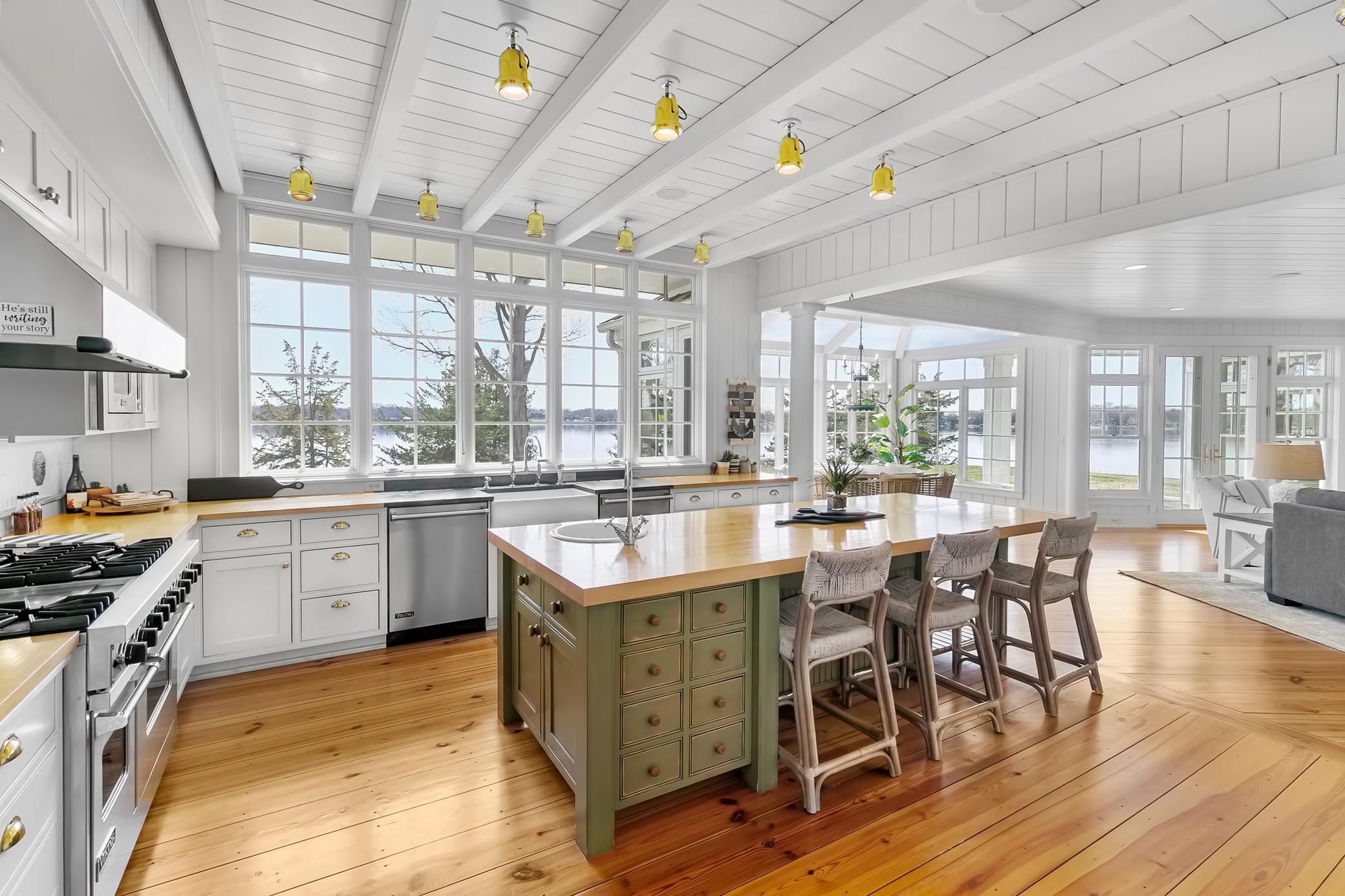 1655 Bohns Point Road