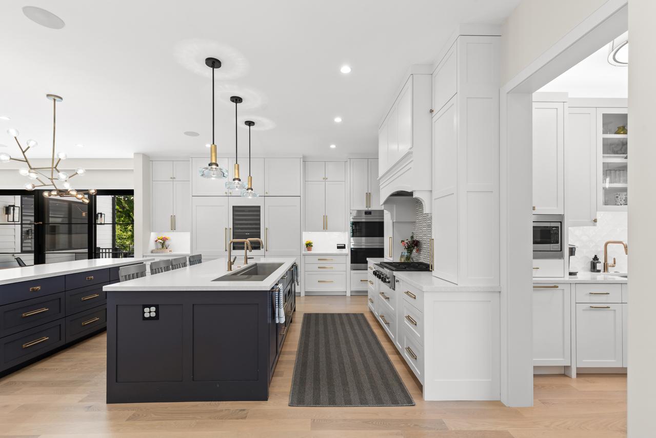 4889 E Lake Harriet Parkway