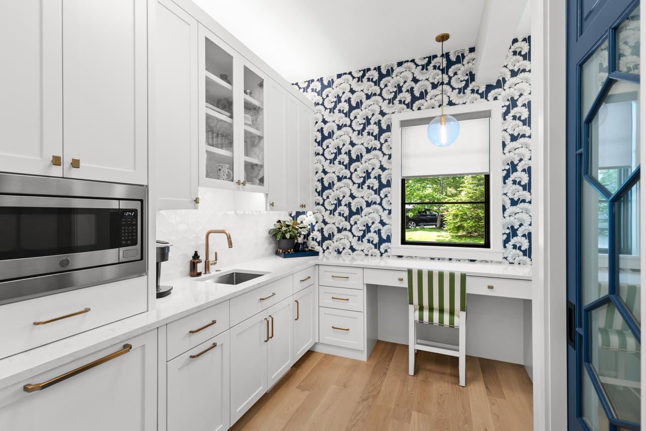 4889 E Lake Harriet Parkway