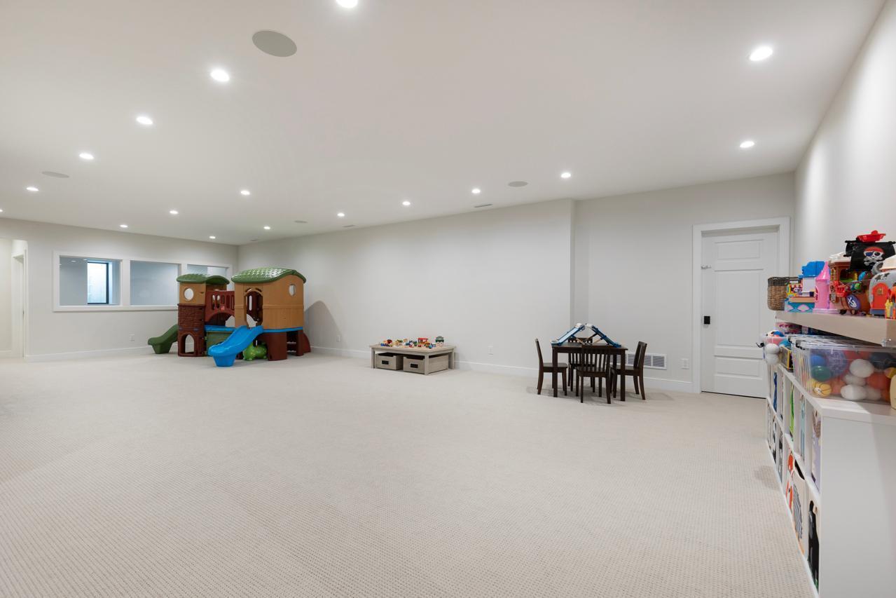 4889 E Lake Harriet Parkway