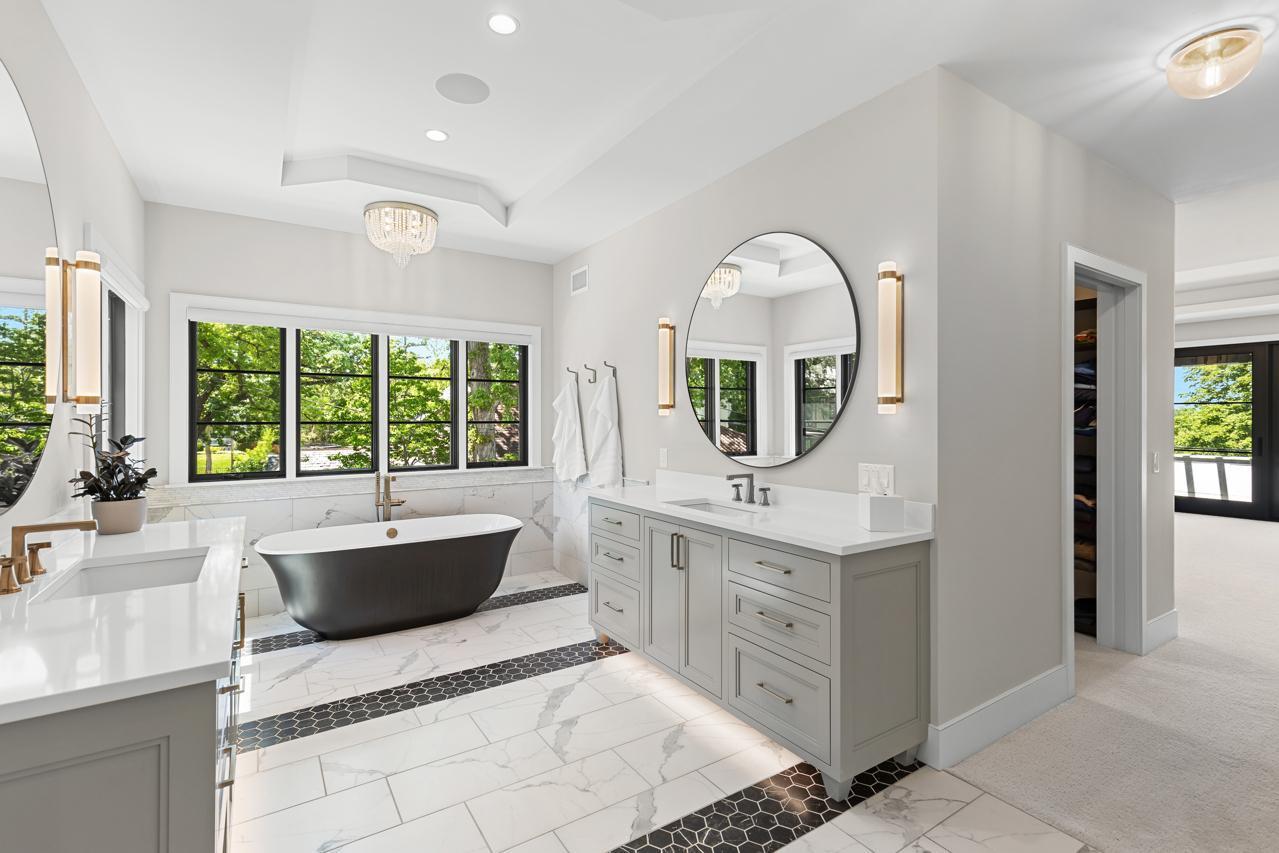 4889 E Lake Harriet Parkway