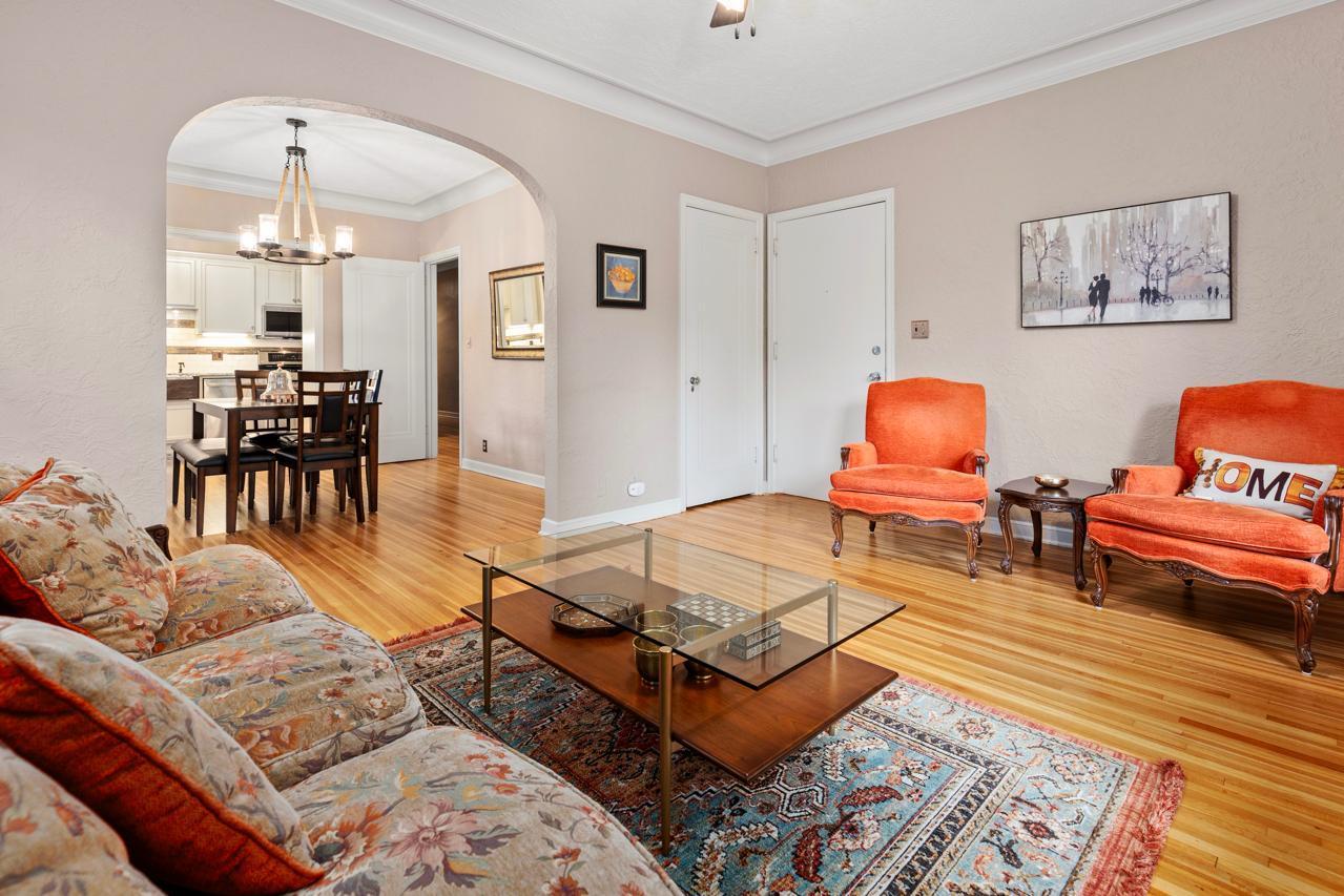 2101 Newton Avenue S Unit: R3