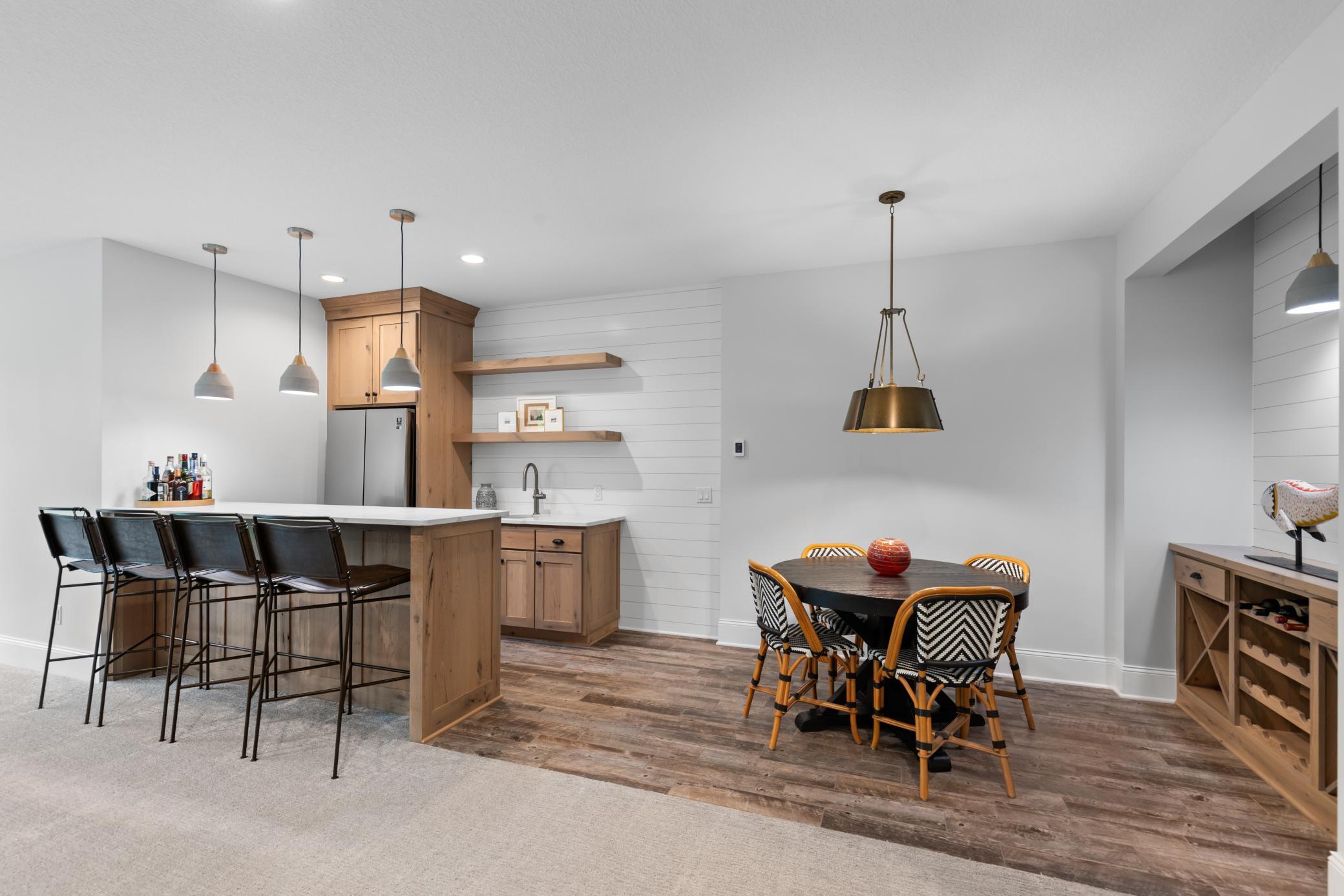 6480 Hawks Pointe Lane