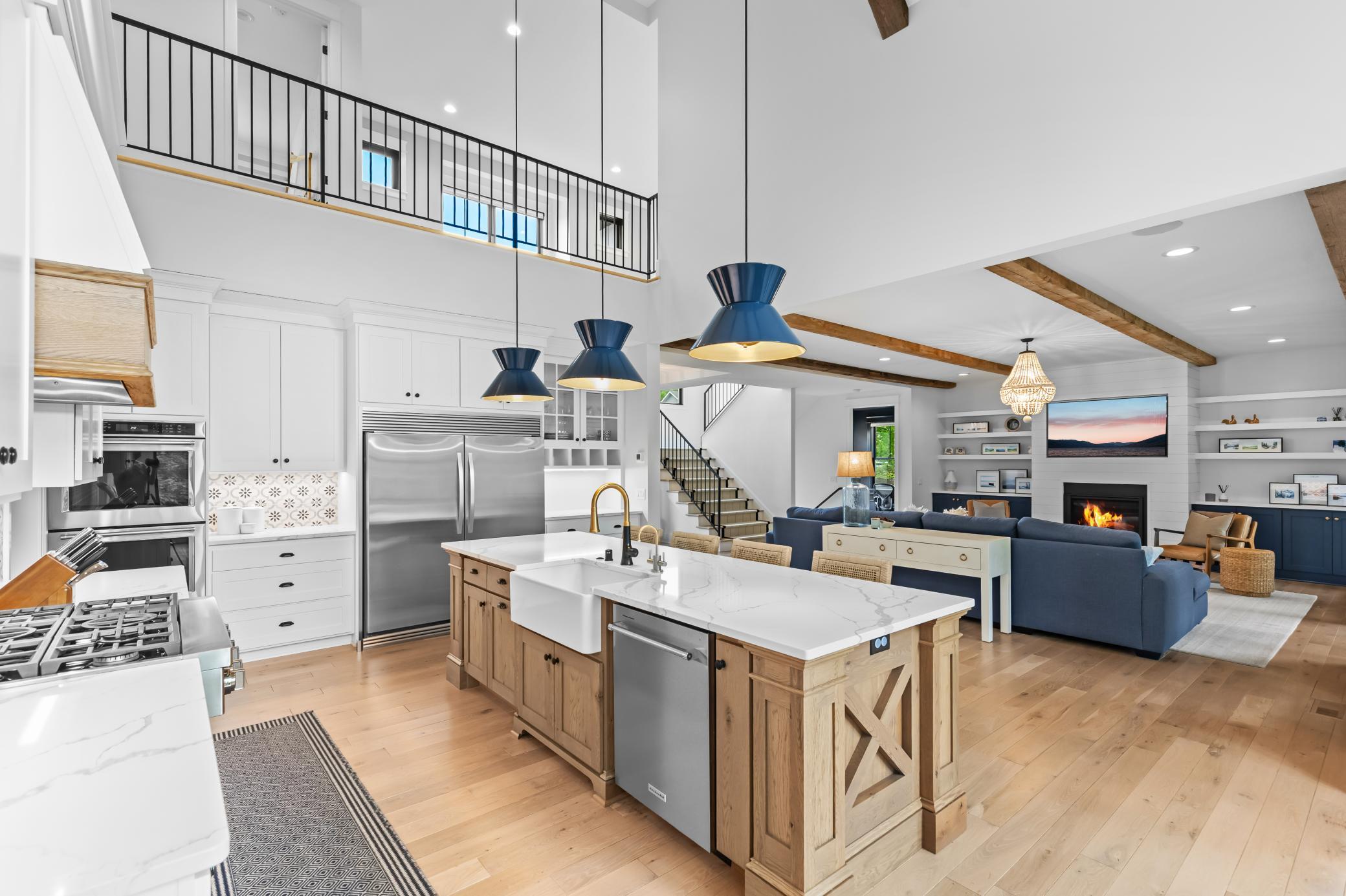 6480 Hawks Pointe Lane