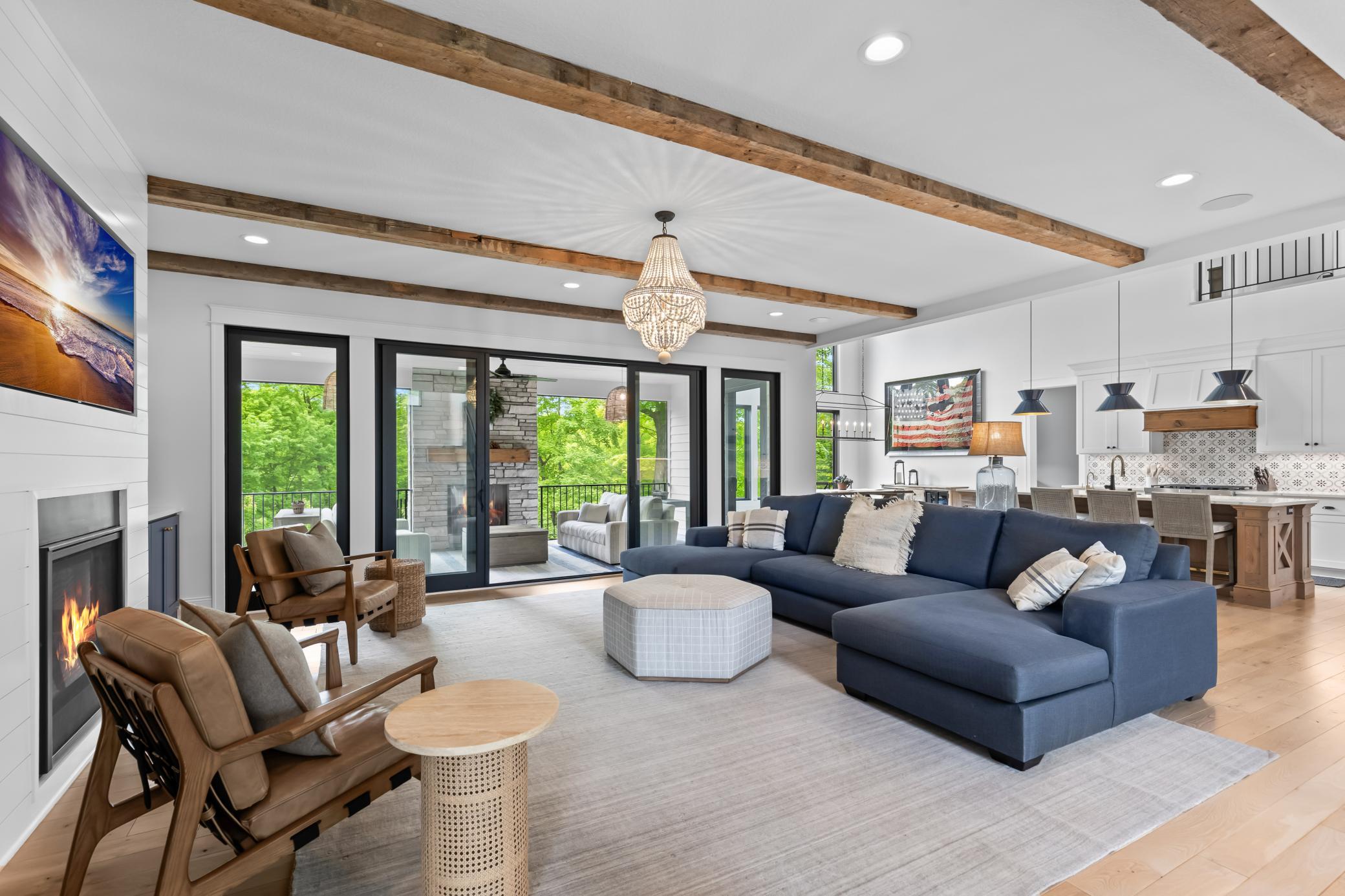 6480 Hawks Pointe Lane