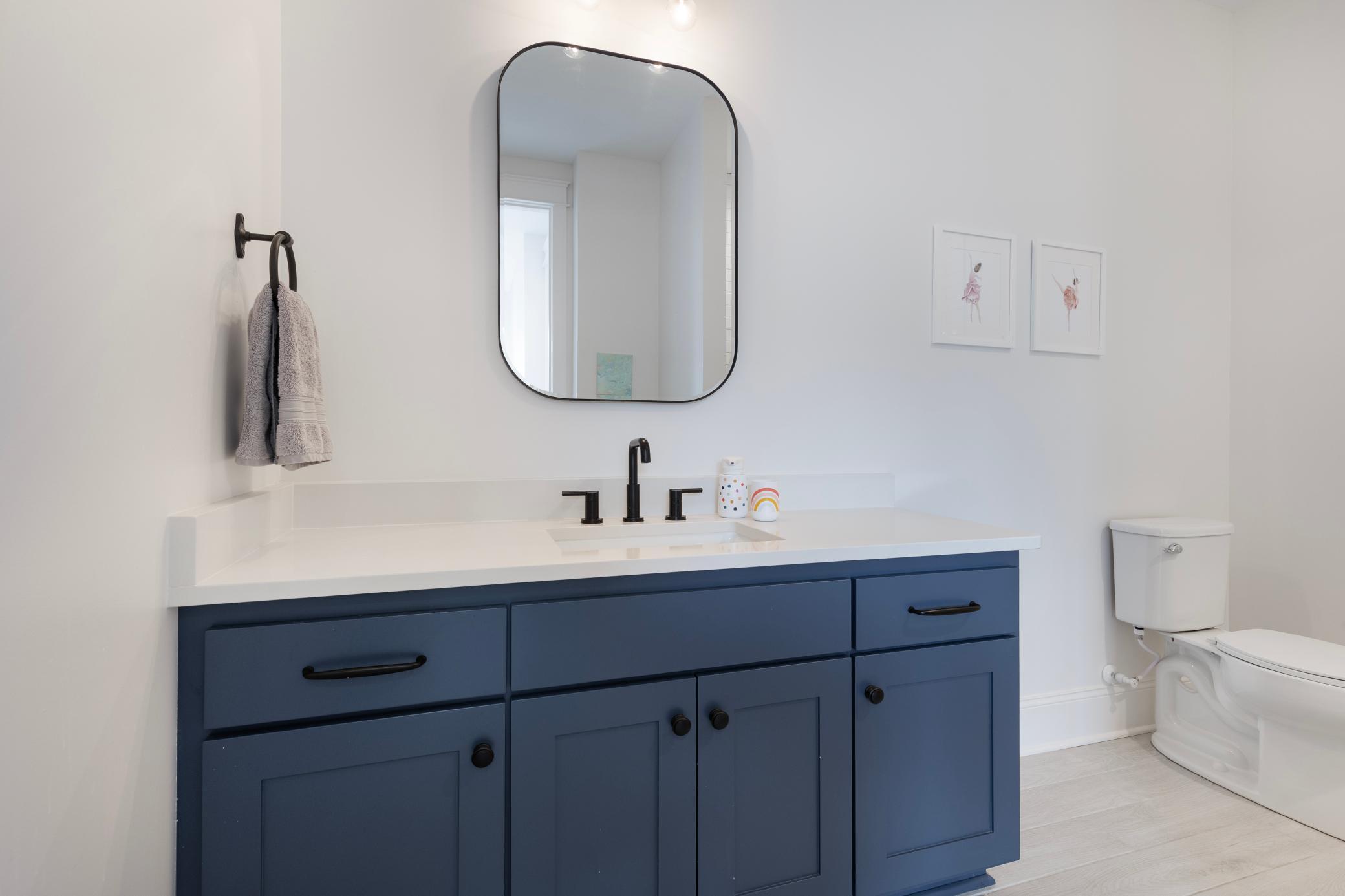 6480 Hawks Pointe Lane