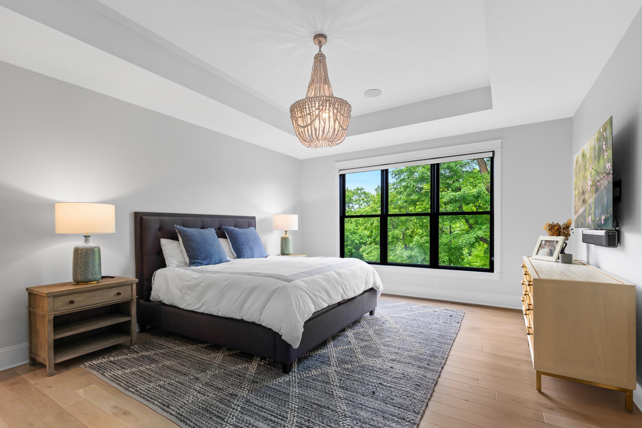 6480 Hawks Pointe Lane