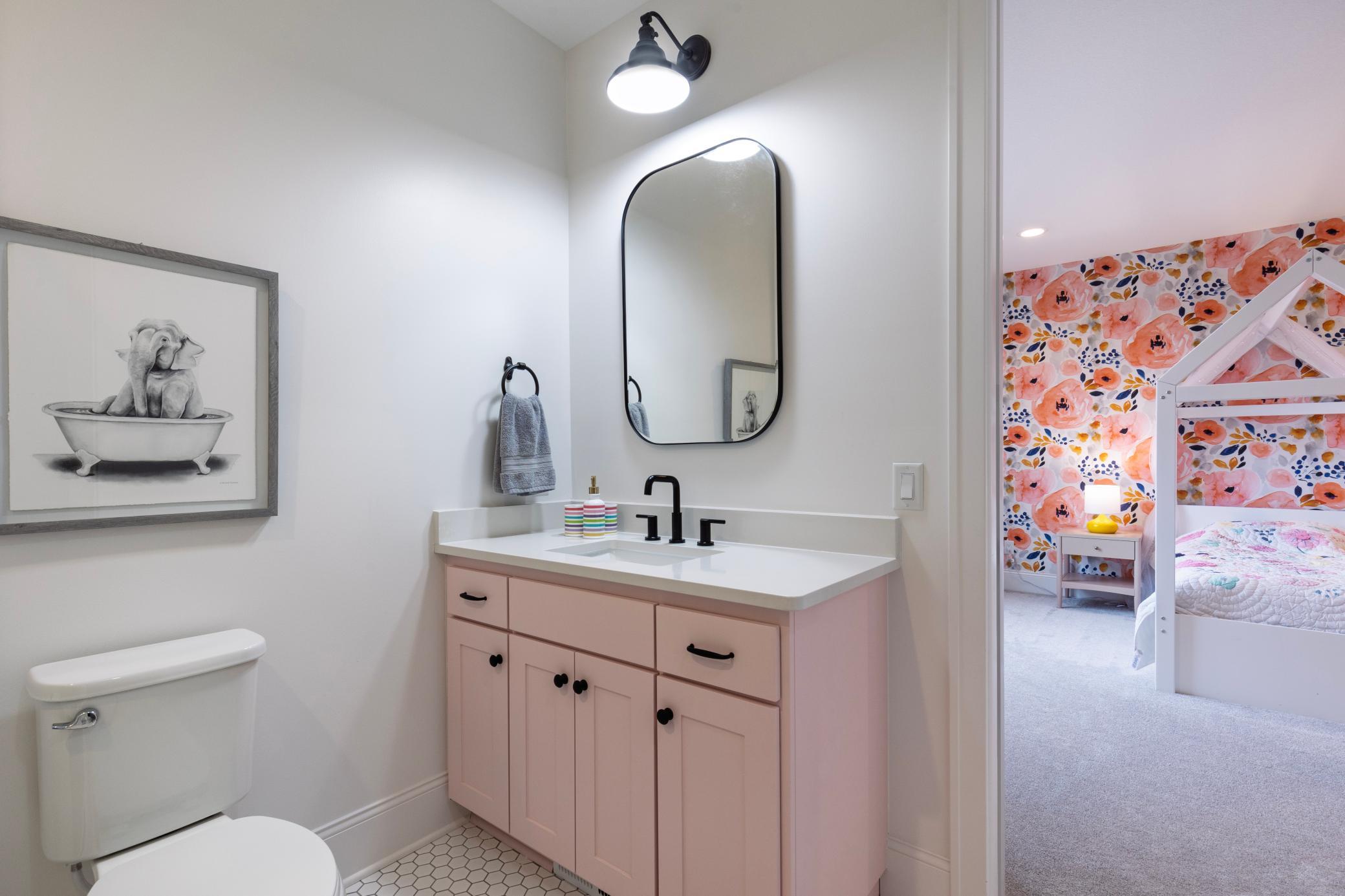 6480 Hawks Pointe Lane