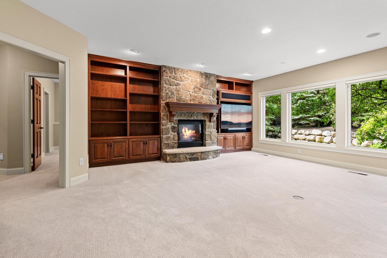 10701 Sonoma Ridge