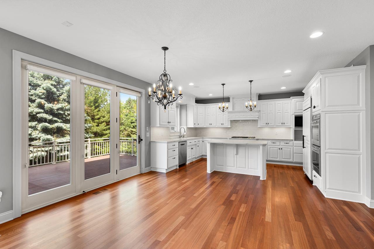 10701 Sonoma Ridge