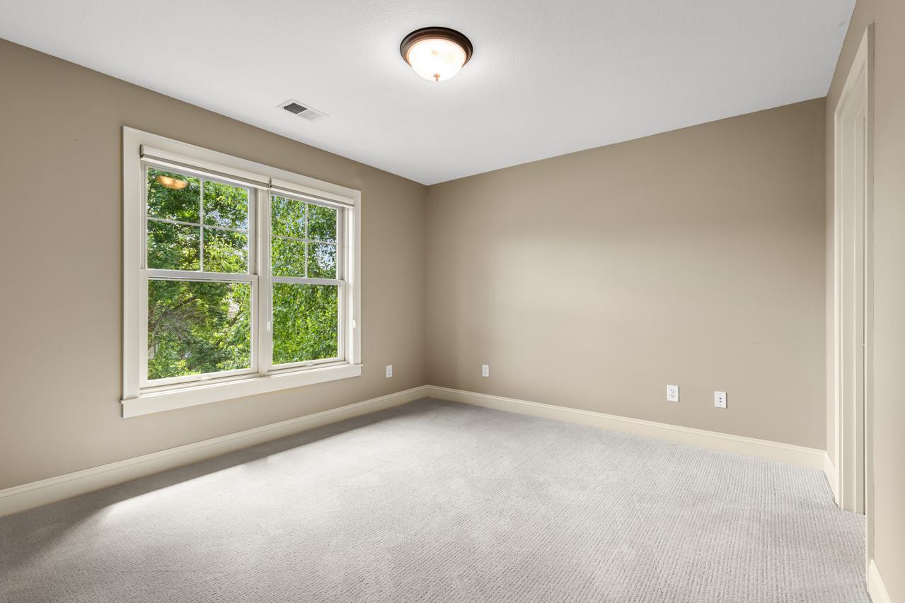 10701 Sonoma Ridge