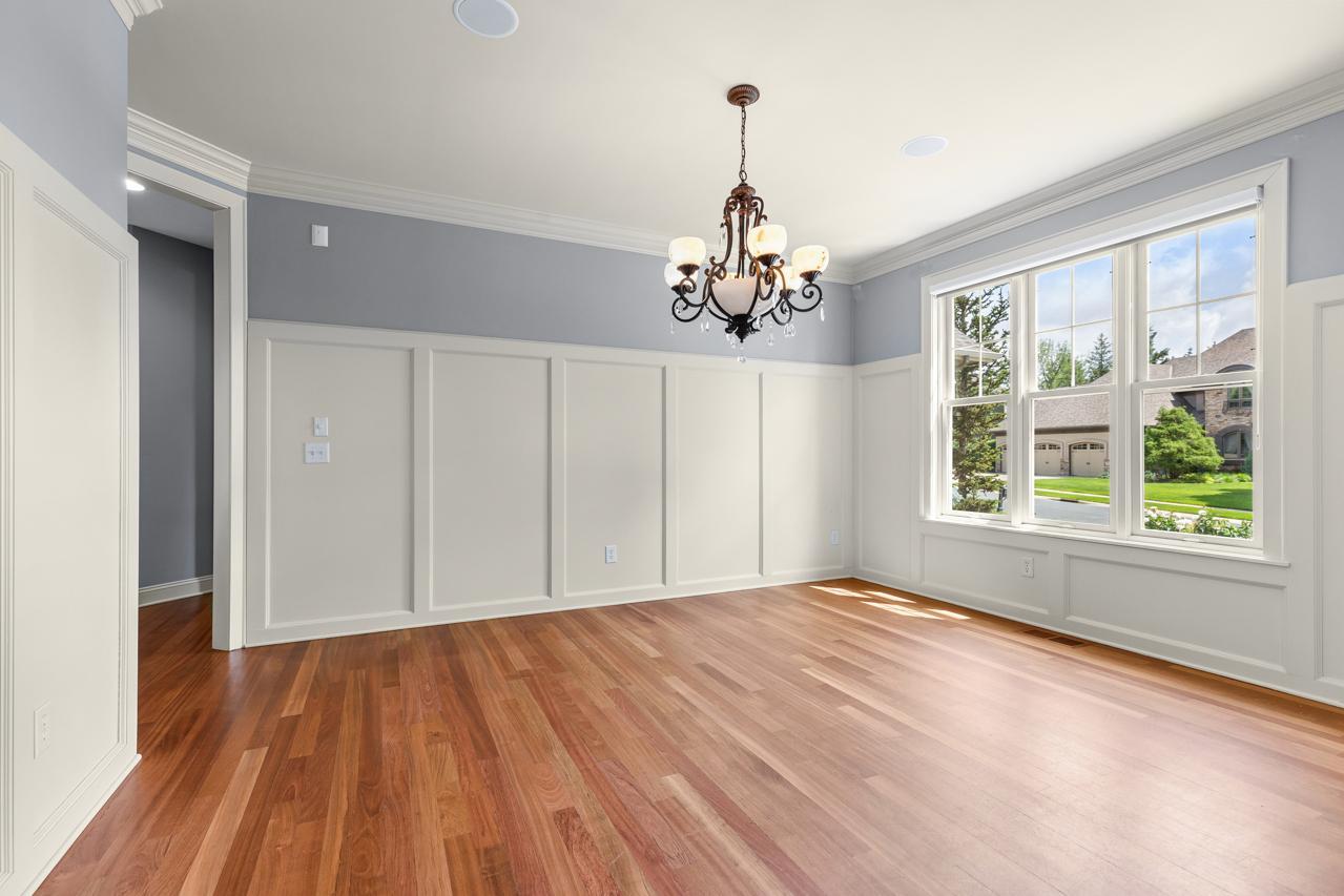 10701 Sonoma Ridge