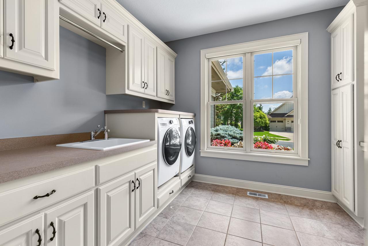 10701 Sonoma Ridge