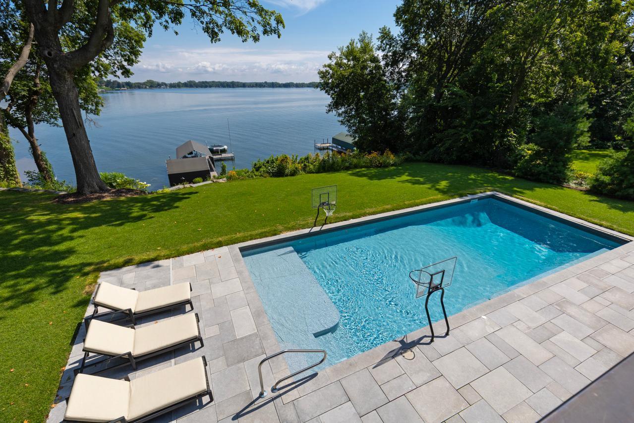 3247 Casco Circle