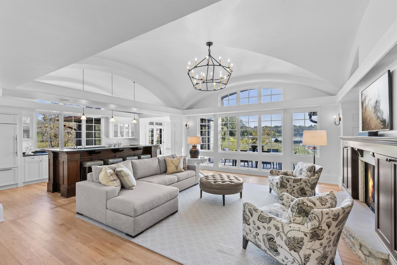 1074 Wildhurst Trail