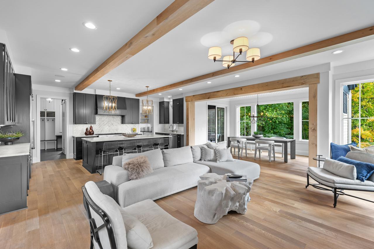 6505 Hawks Pointe Lane