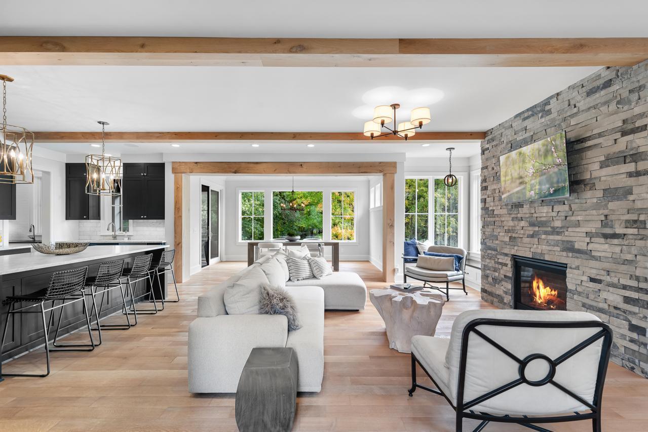 6505 Hawks Pointe Lane