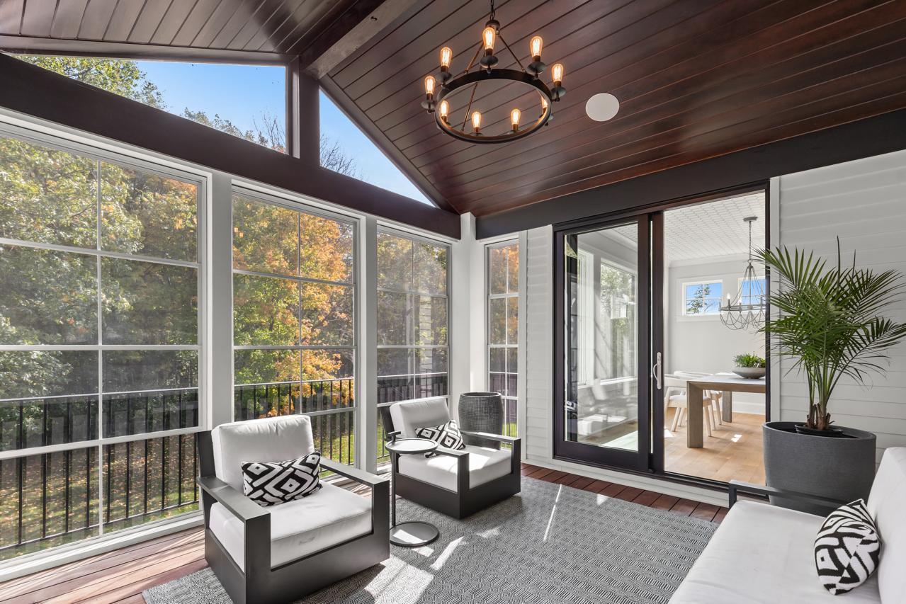 6505 Hawks Pointe Lane