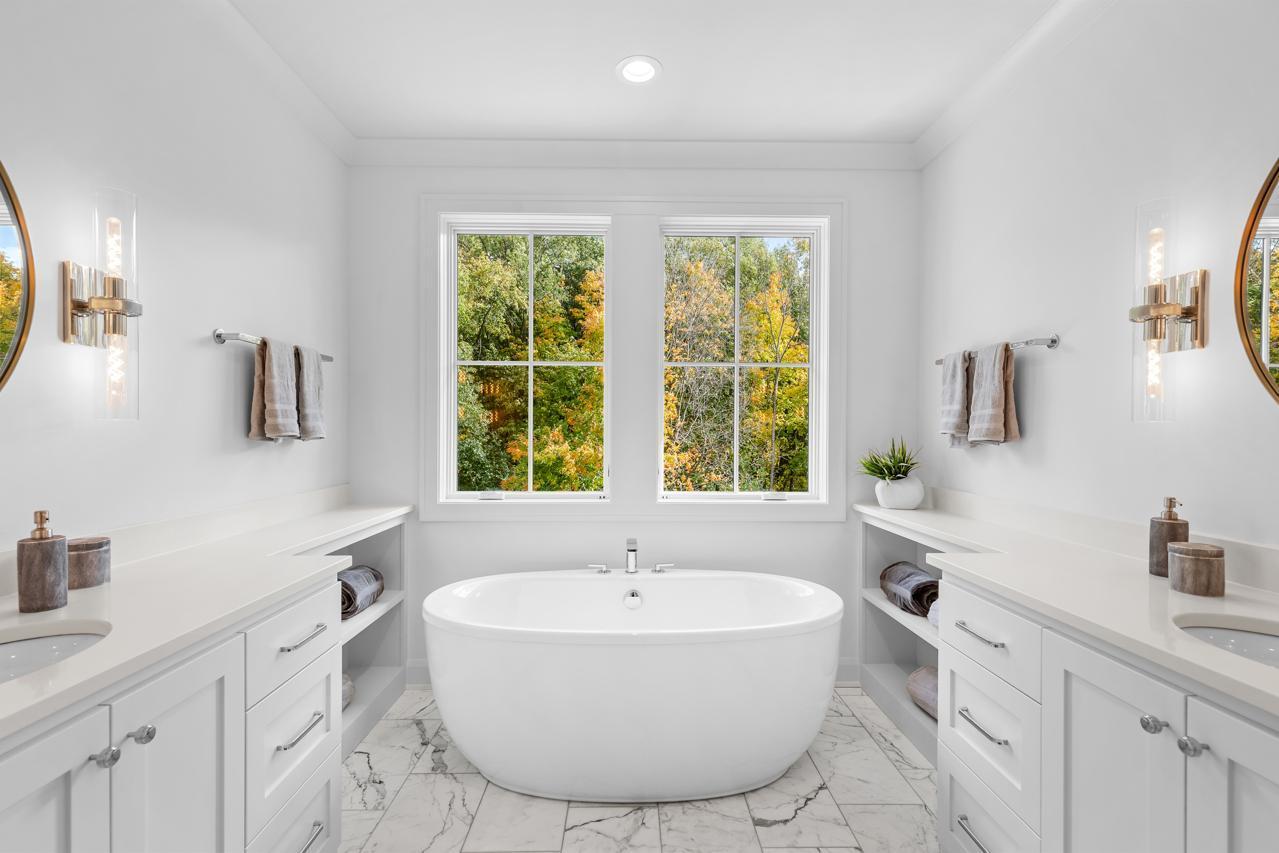 6505 Hawks Pointe Lane