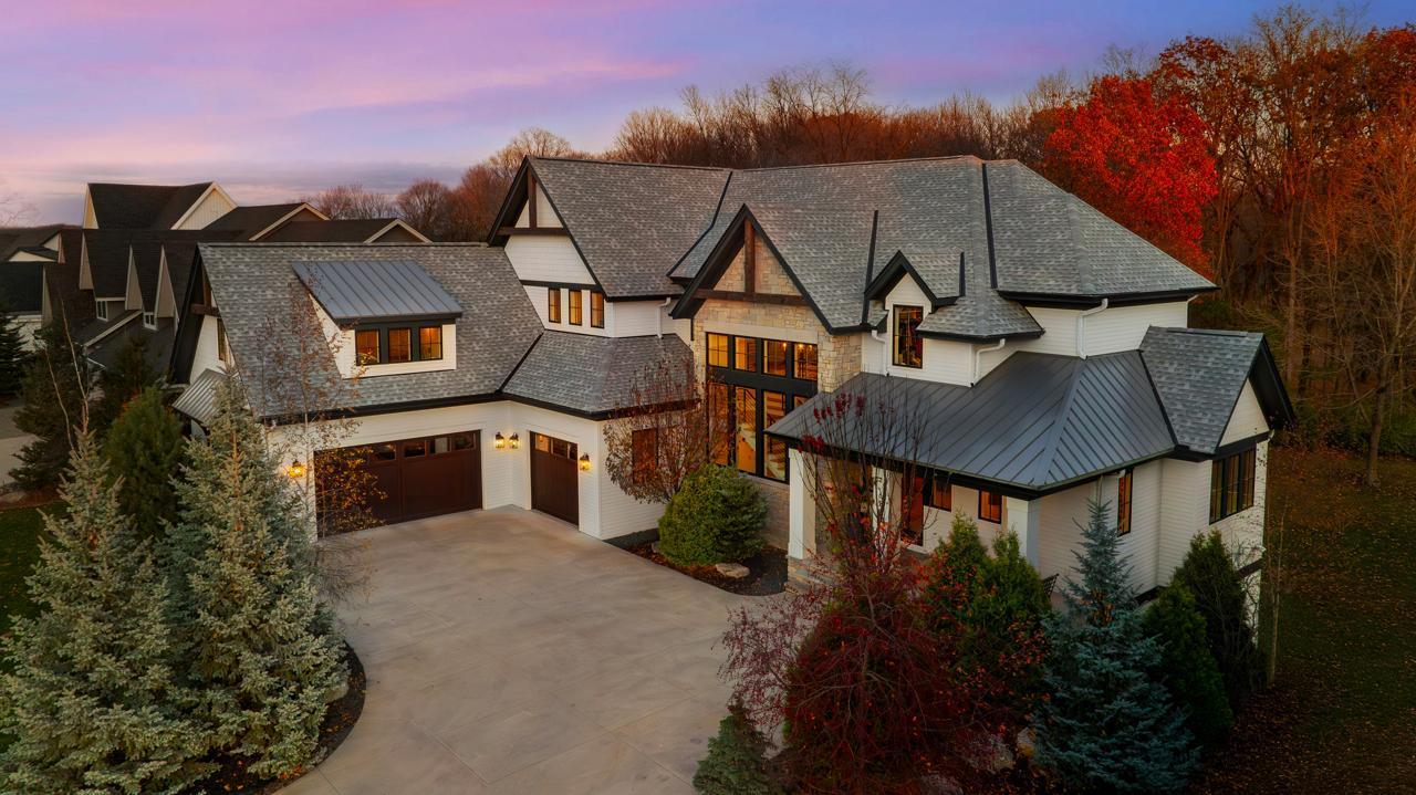 6505 Hawks Pointe Lane