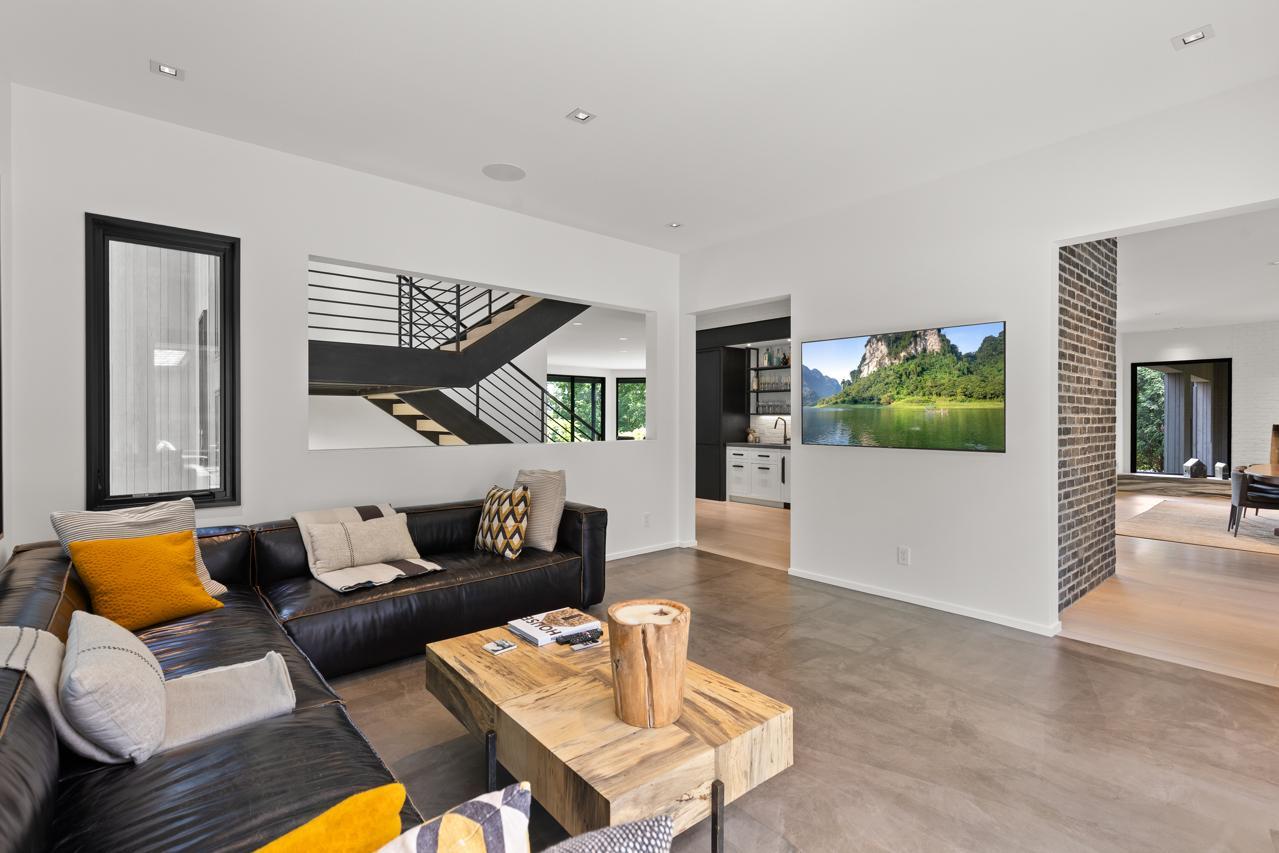 2657 Woodbridge Road