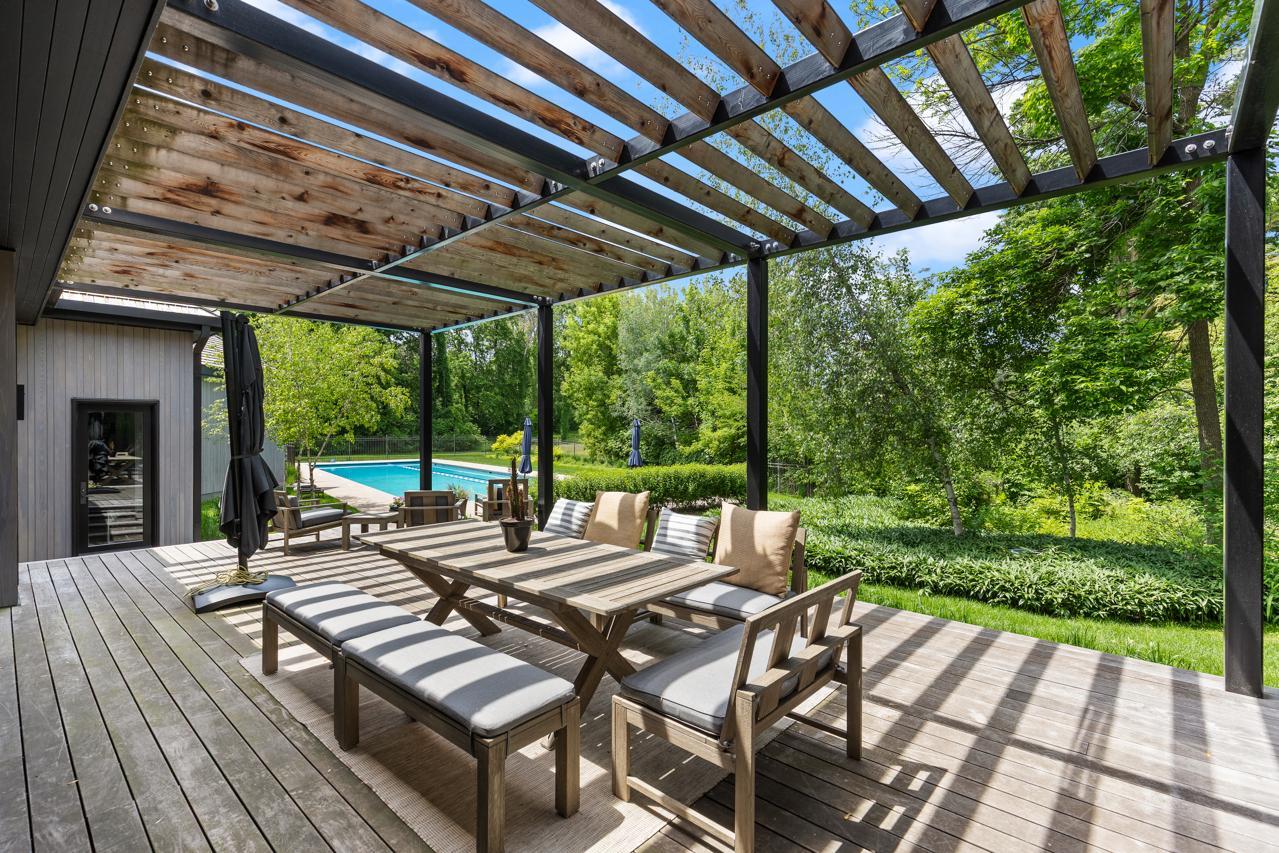 2657 Woodbridge Road