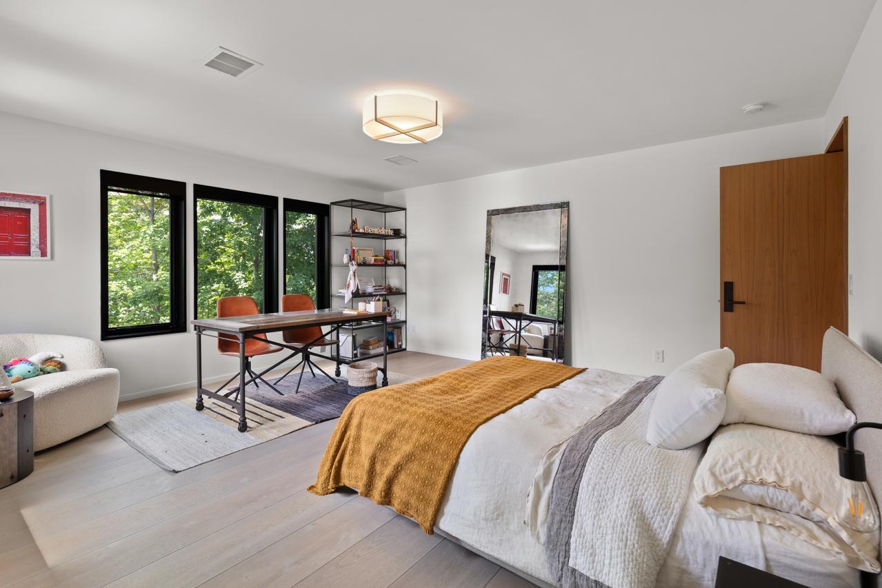 2657 Woodbridge Road
