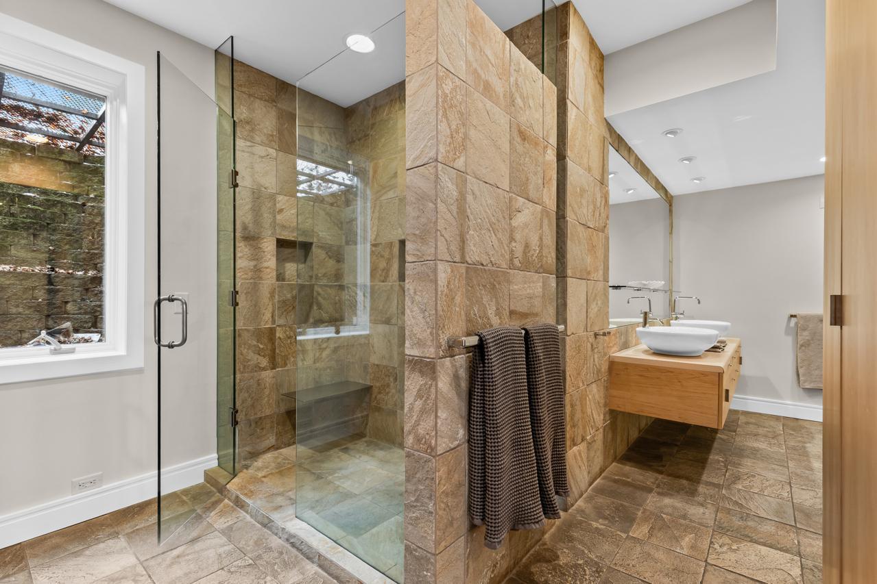 21150 Excelsior Boulevard