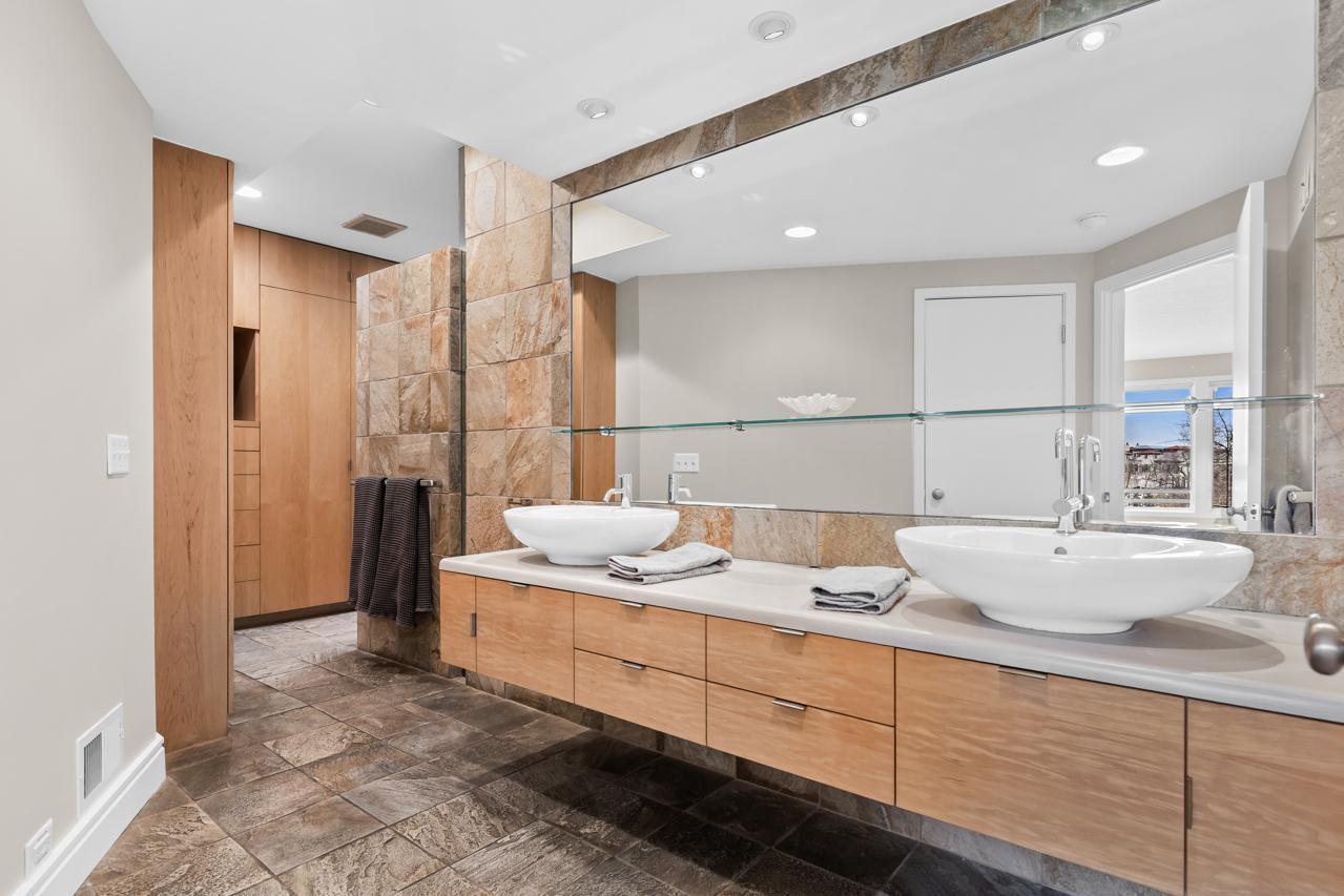 21150 Excelsior Boulevard