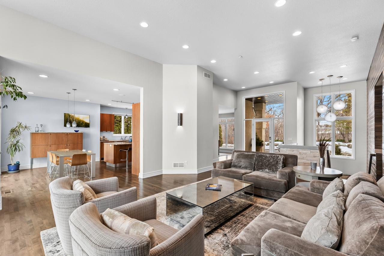 21150 Excelsior Boulevard