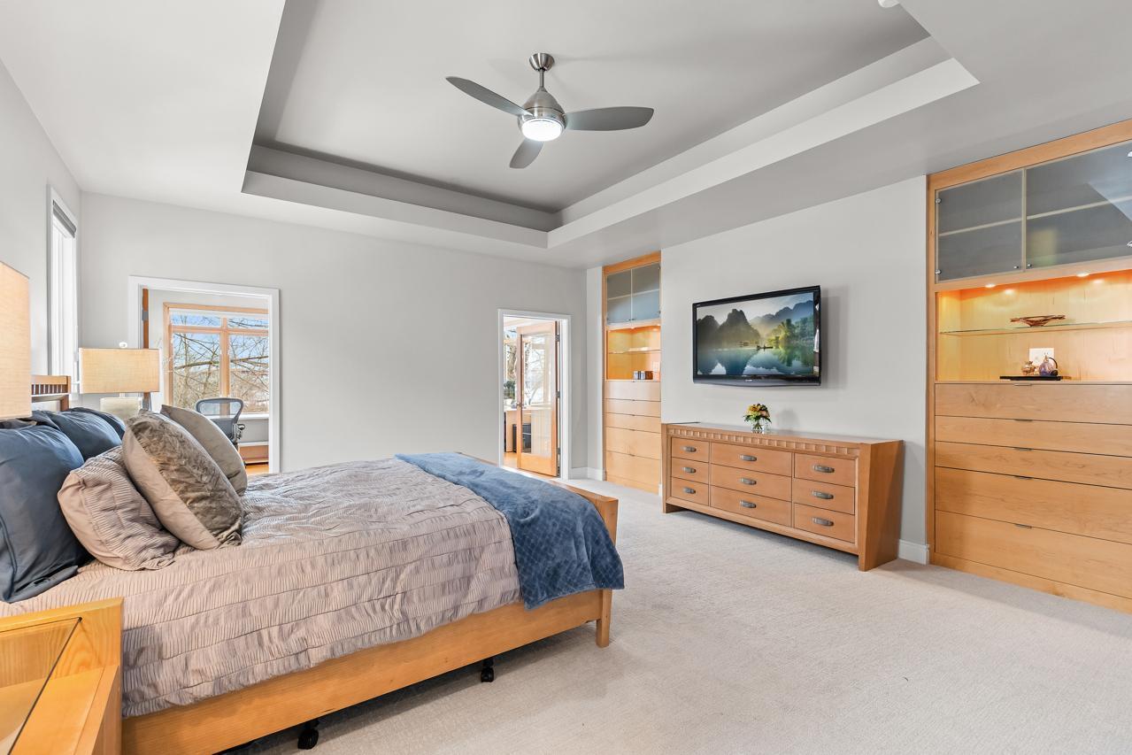 21150 Excelsior Boulevard