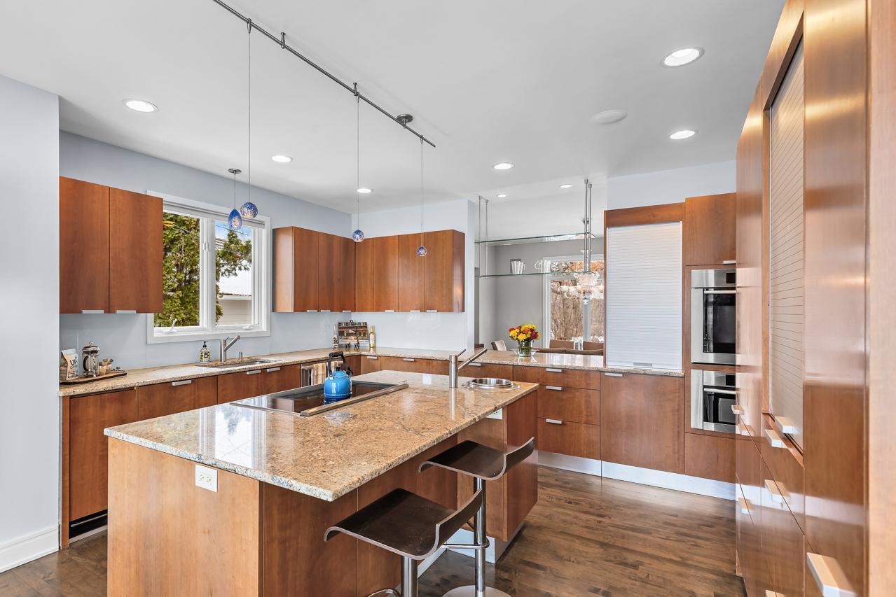 21150 Excelsior Boulevard