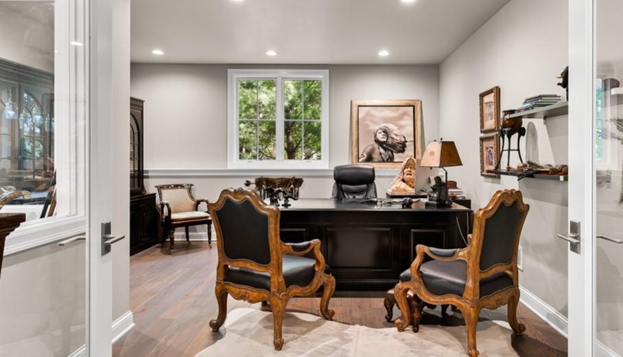 1595 Locust Hills Circle