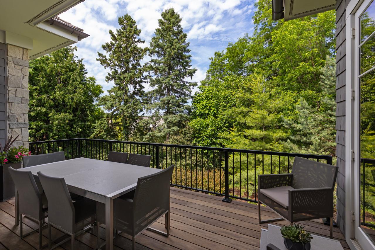 1595 Locust Hills Circle