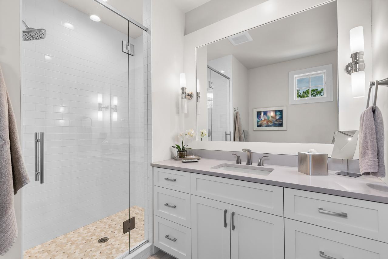 1595 Locust Hills Circle