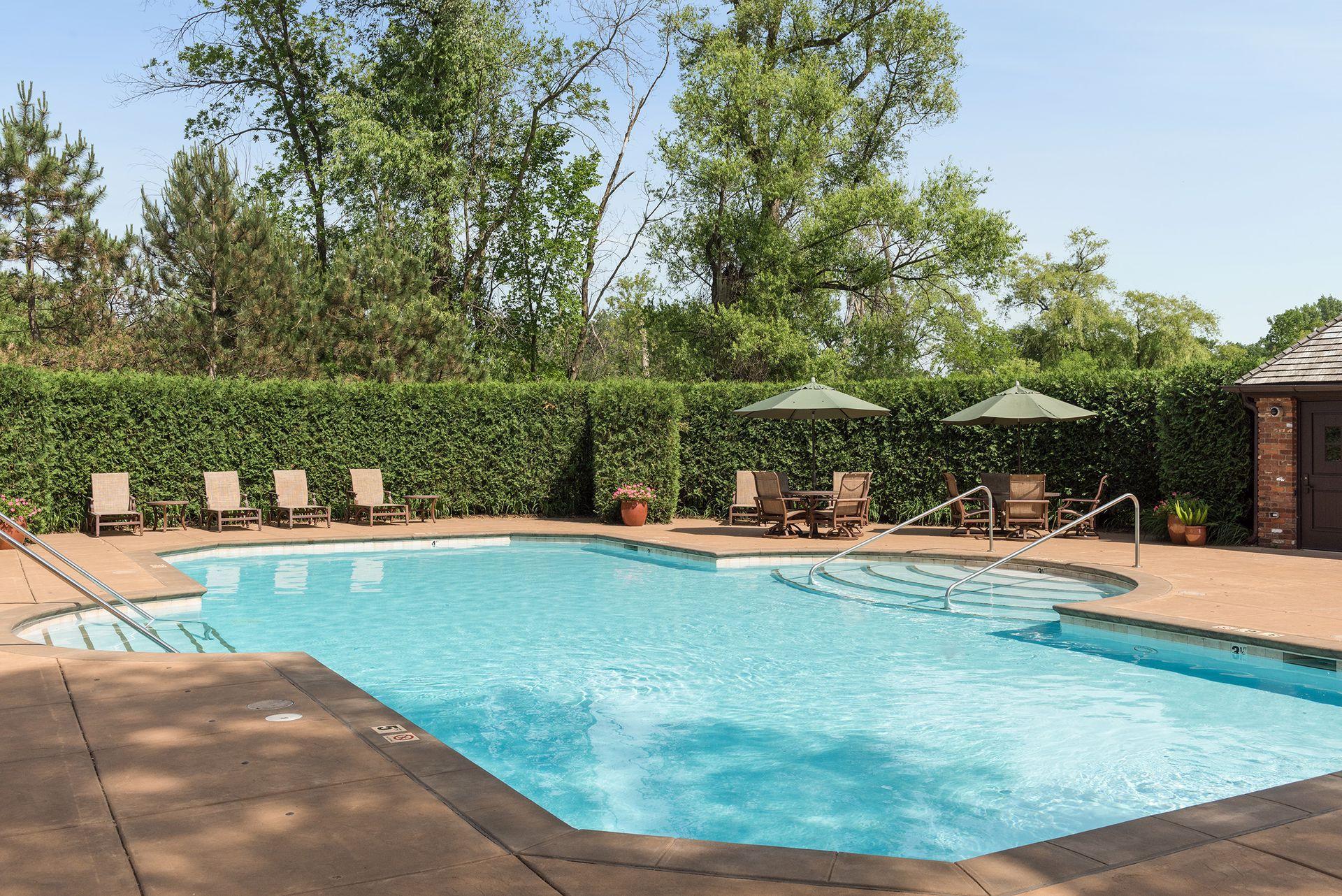 1595 Locust Hills Circle