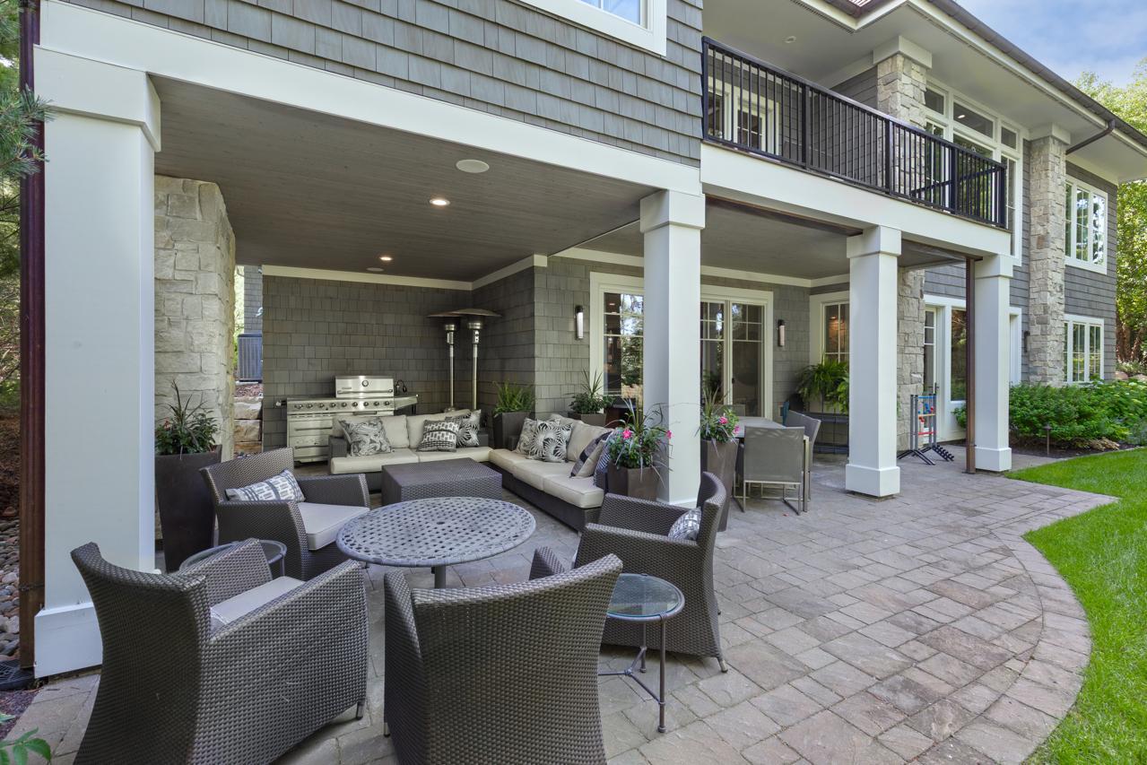 1595 Locust Hills Circle