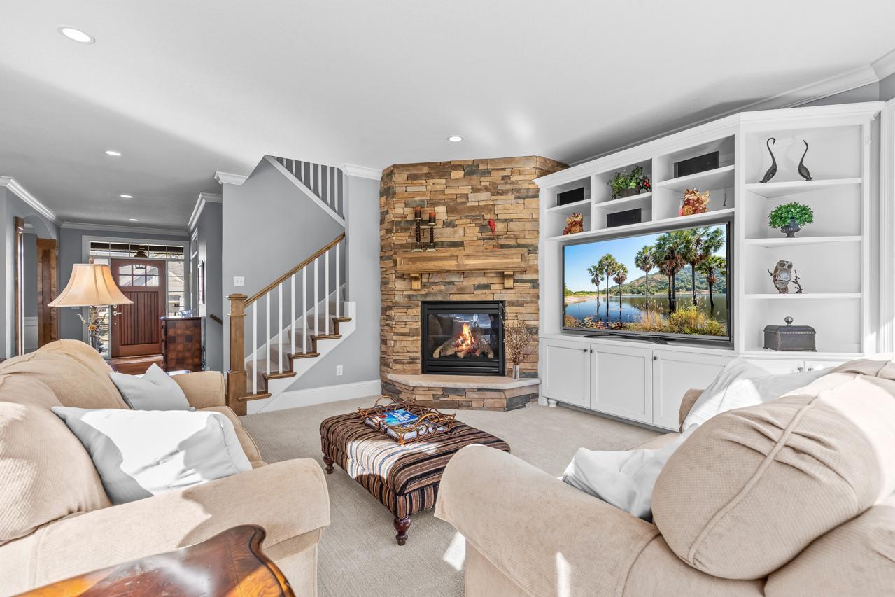 2150 Pinehurst Drive