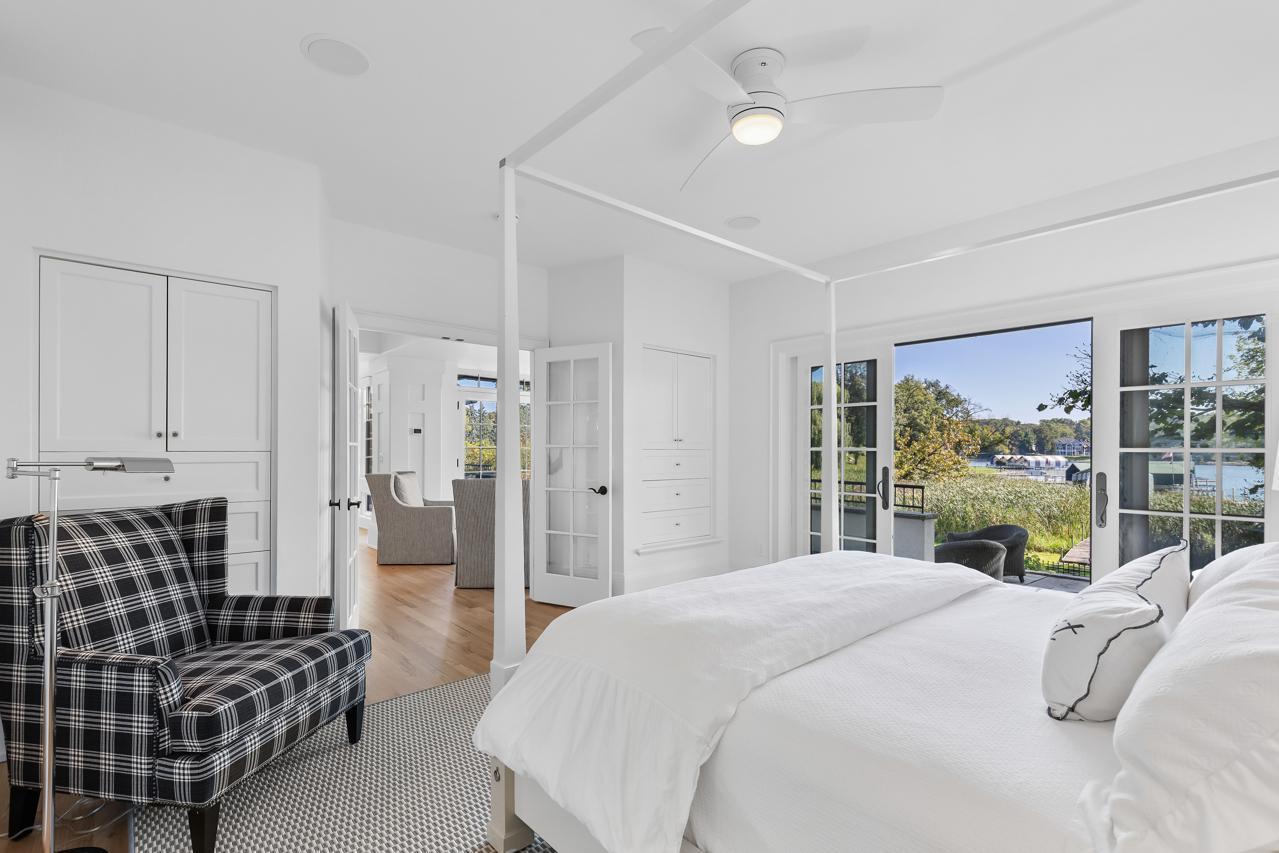 1074 Wildhurst Trail