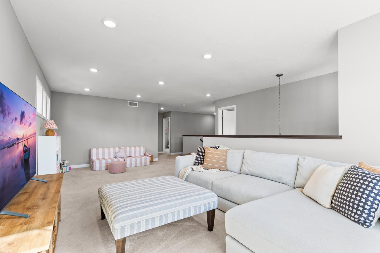 6373 Apple Court