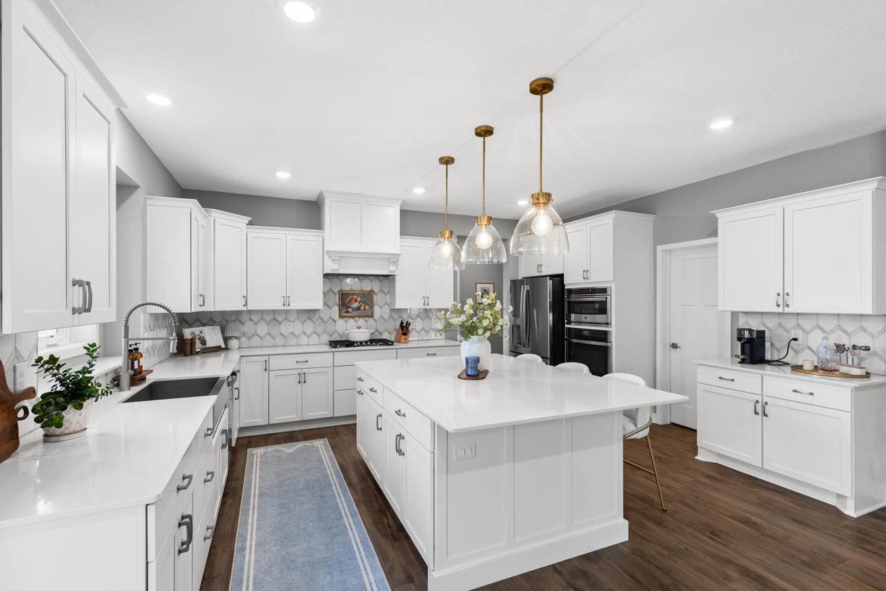 6373 Apple Court