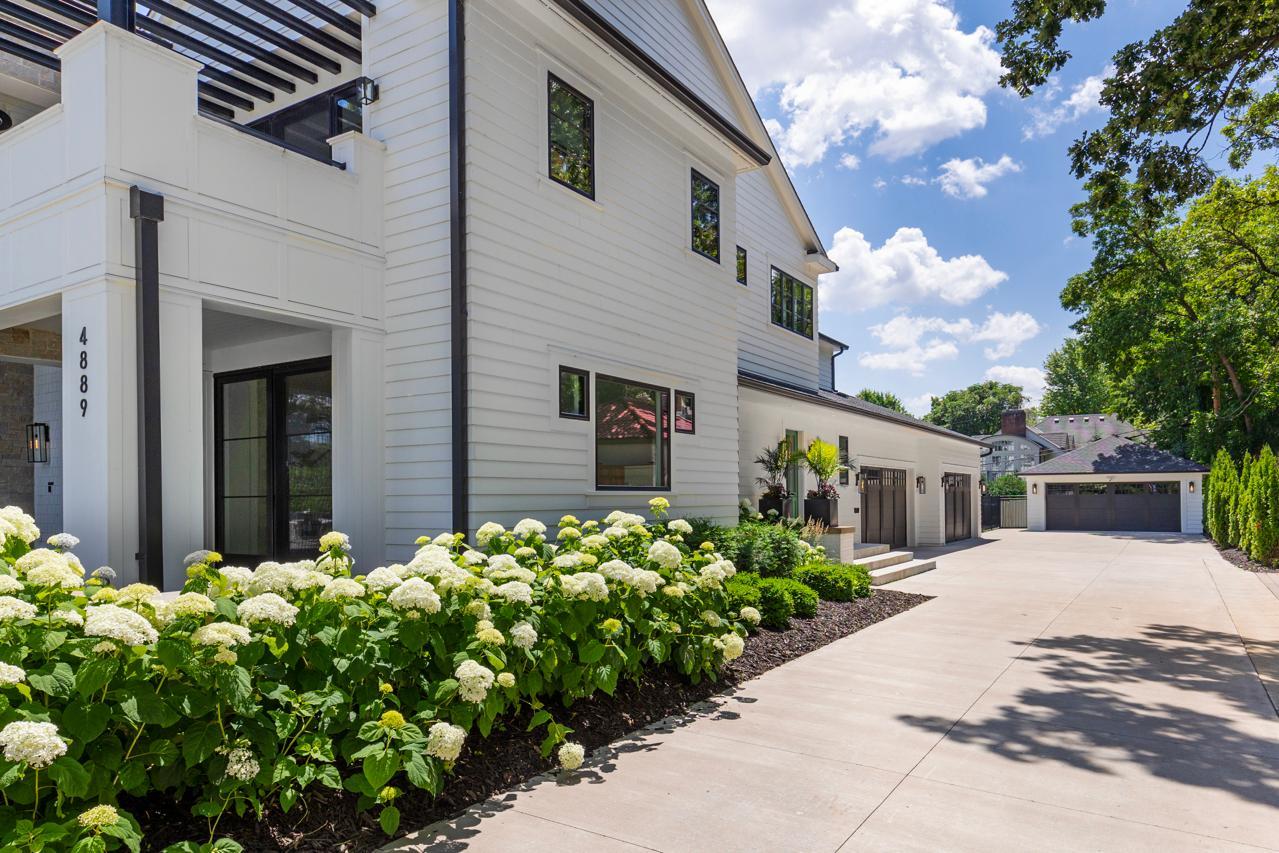 4889 E Lake Harriet Parkway