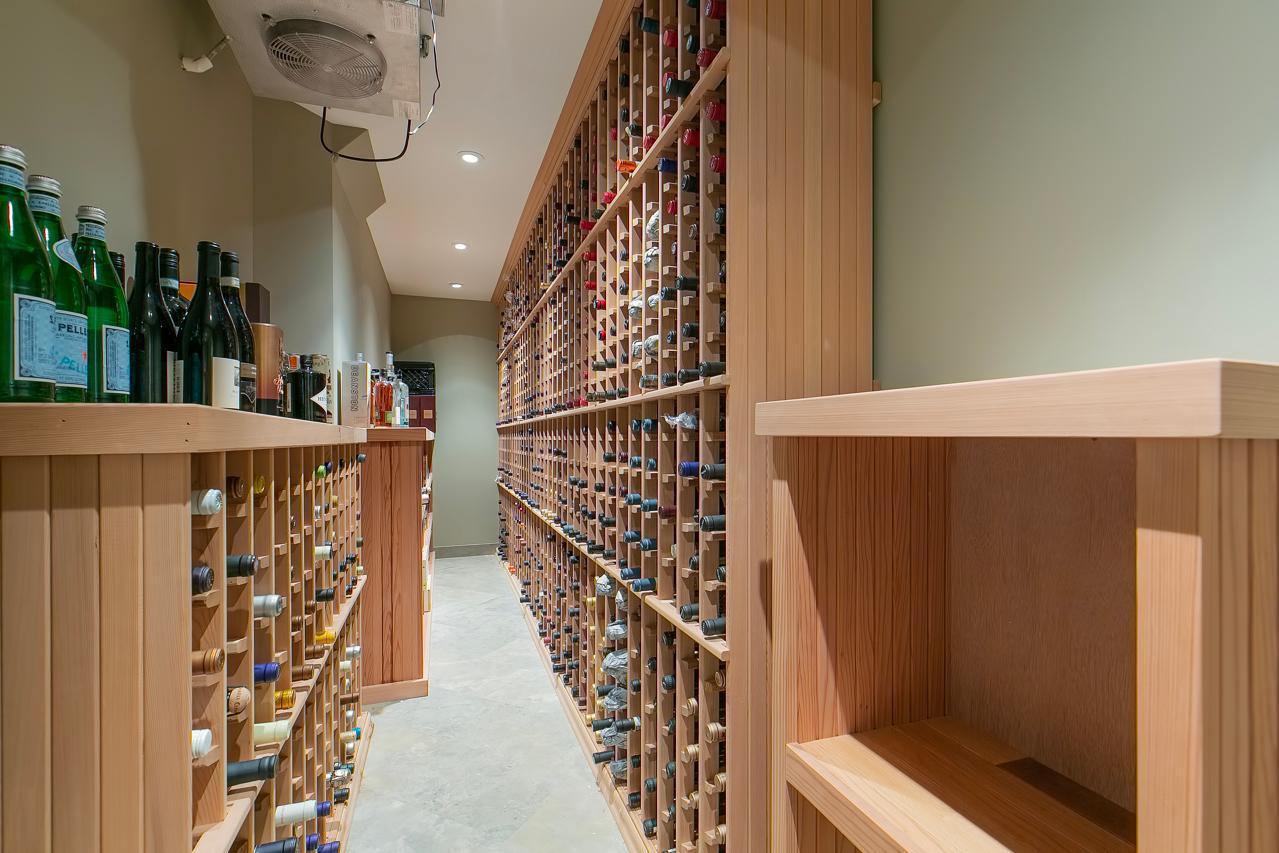 2119 E Lake Of The Isles Parkway