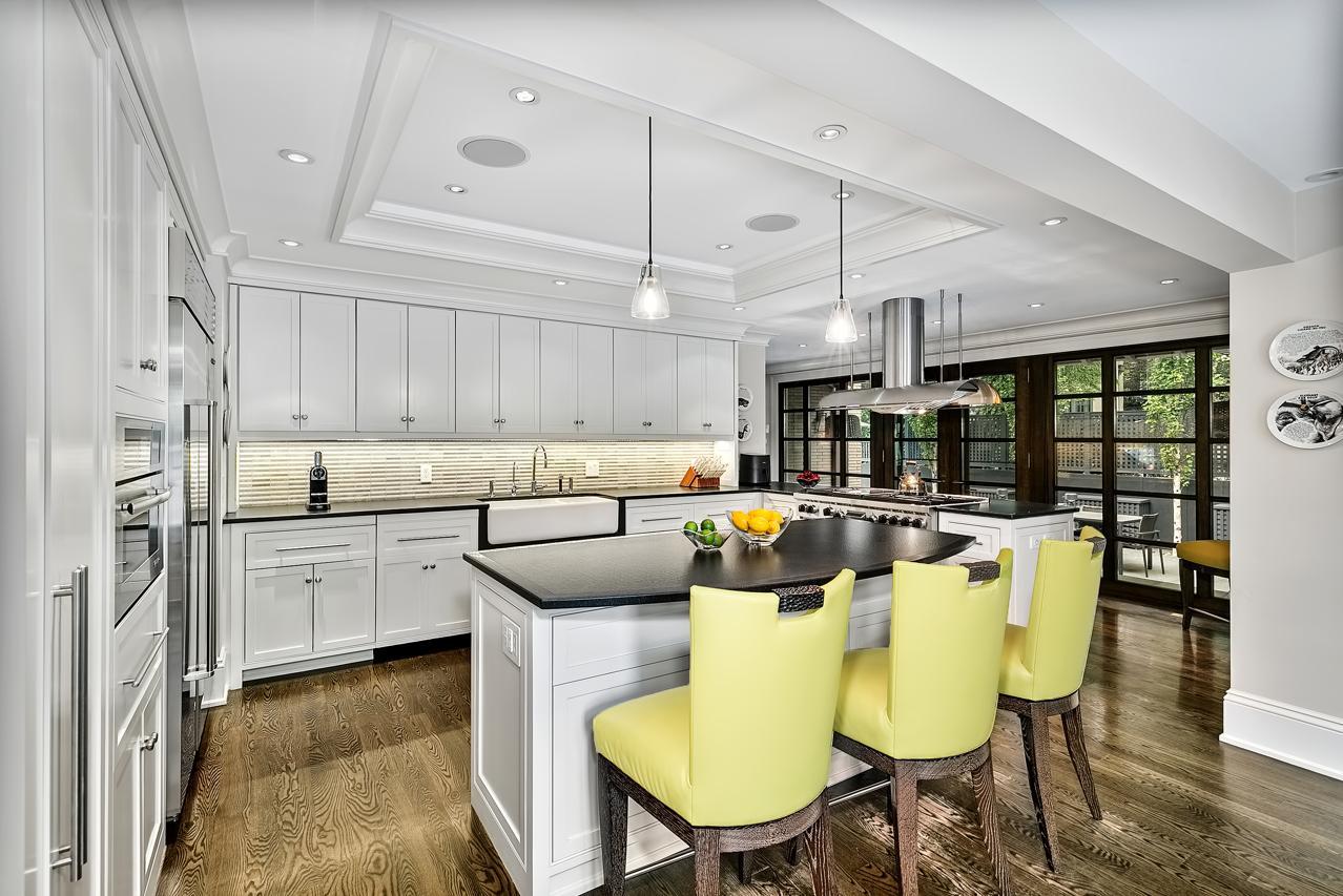 2119 E Lake Of The Isles Parkway