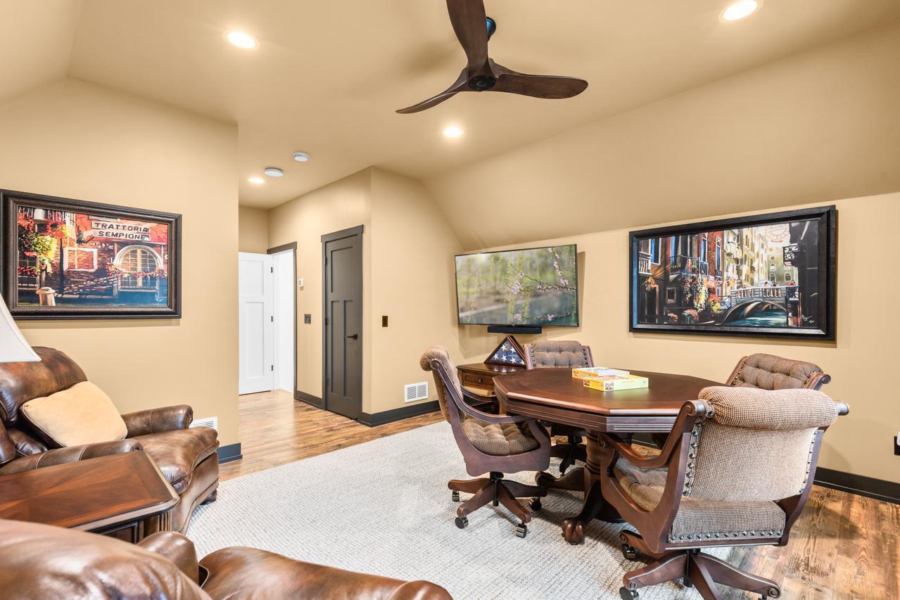270 Peavey Road